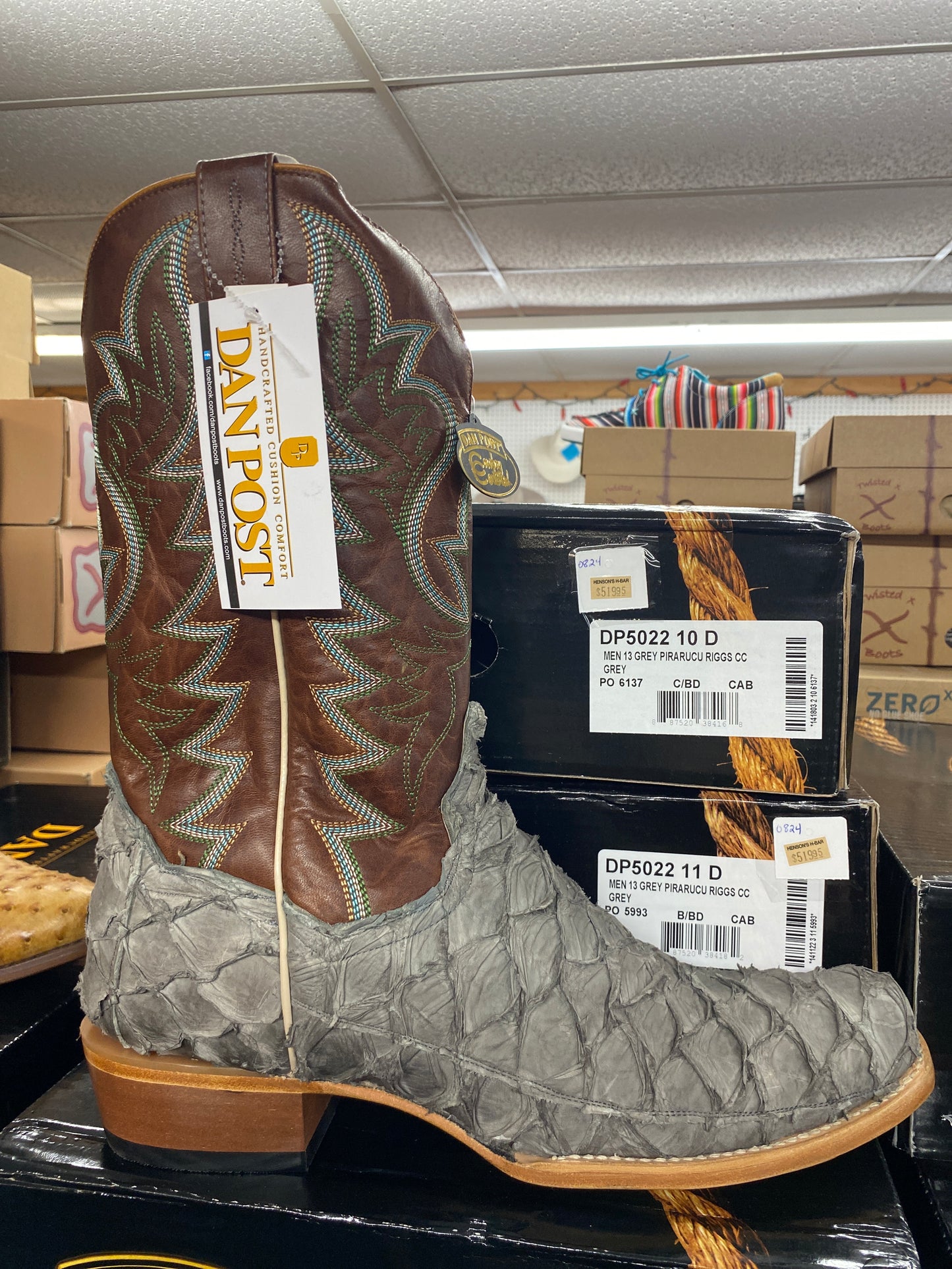 Dan Post DP5022 Grey Pirarucu Riggs CC