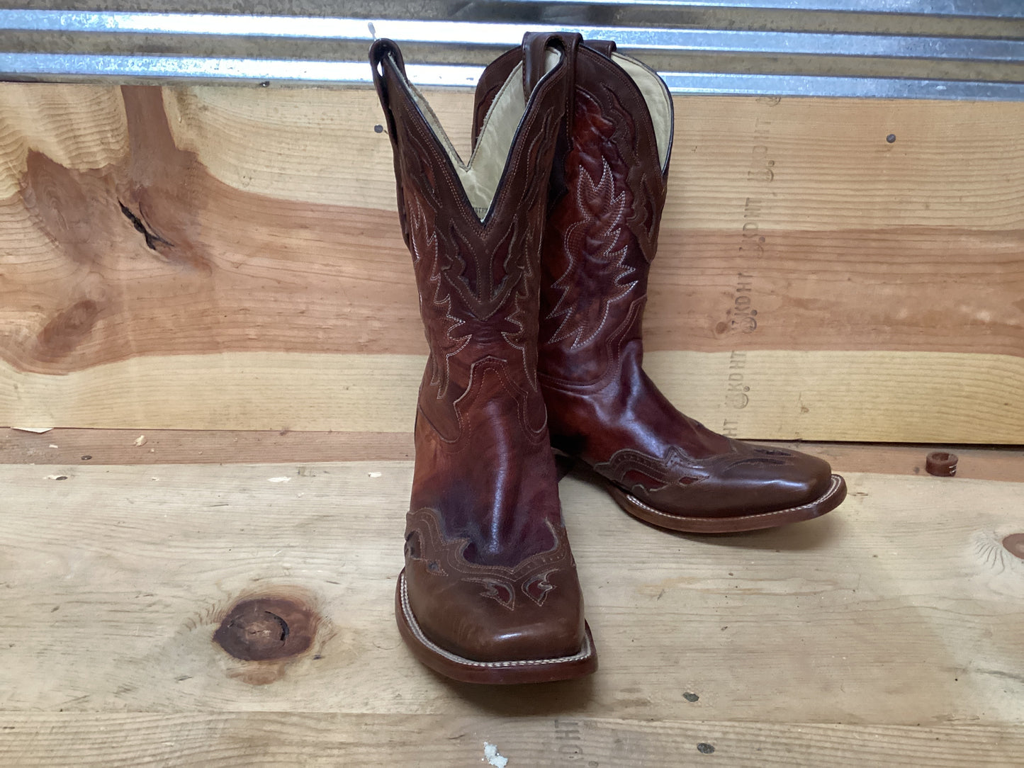 Corral A2308