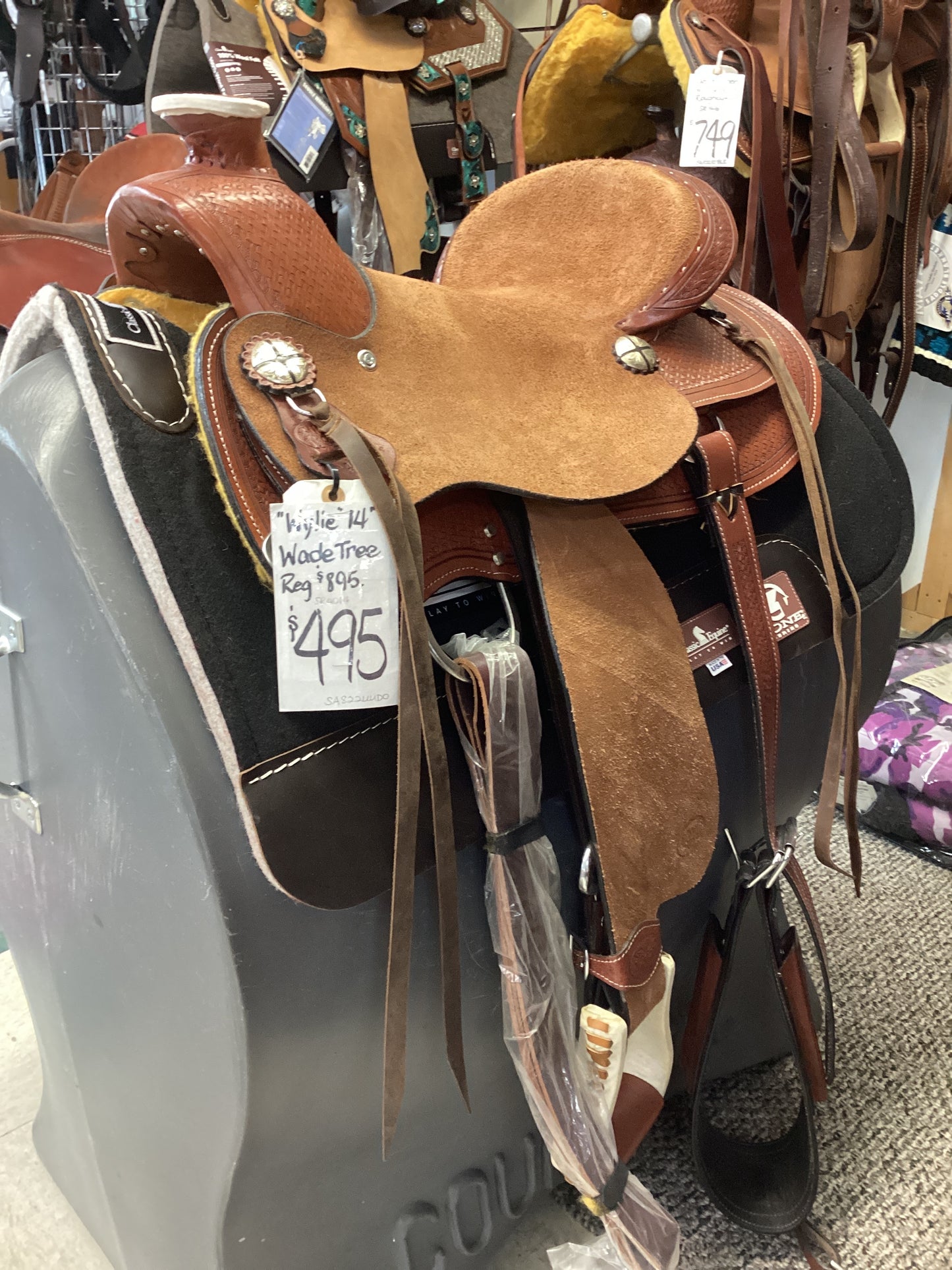 14” Wylie wade tree