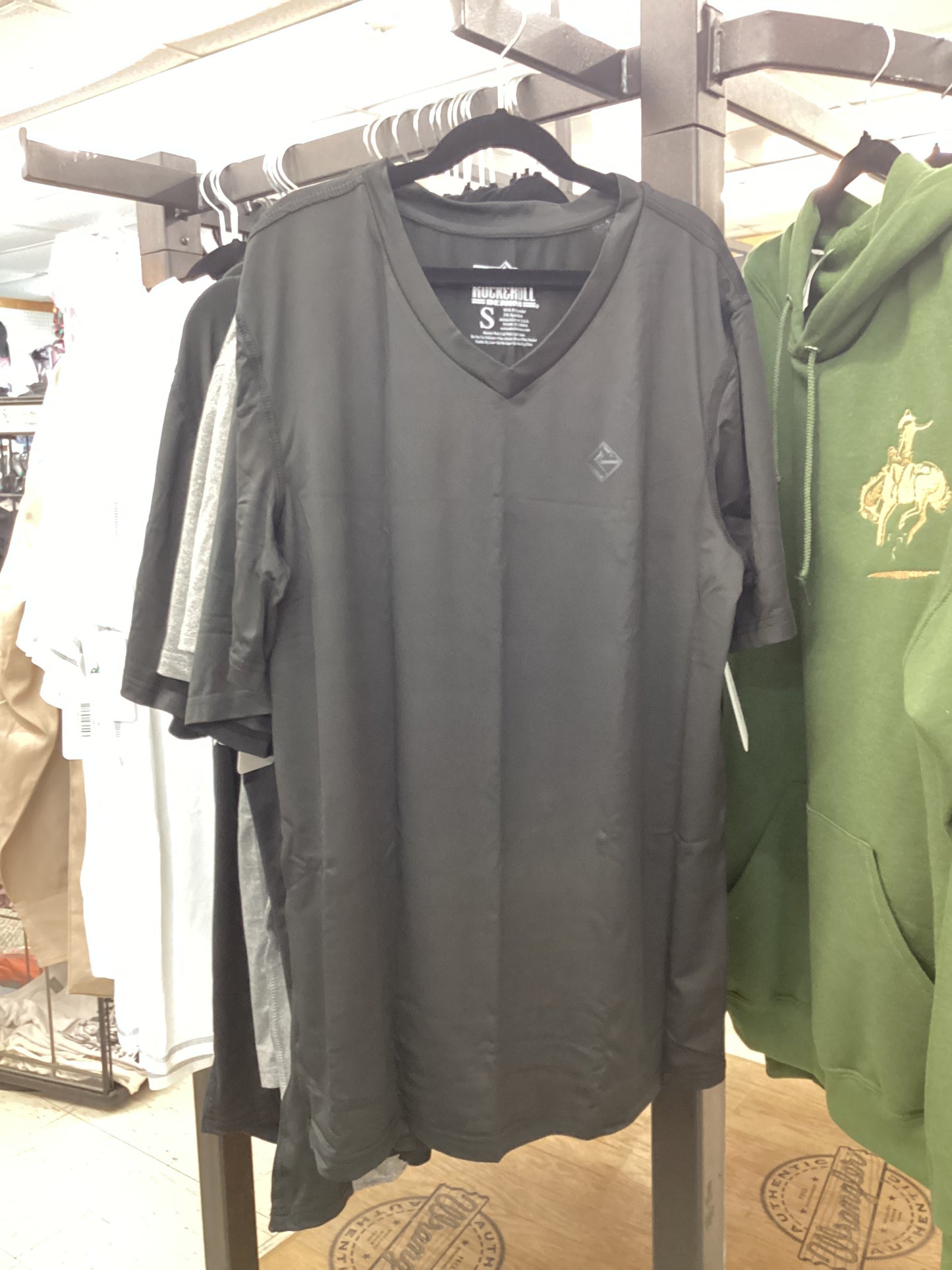 Performance V-neck T-shirt
