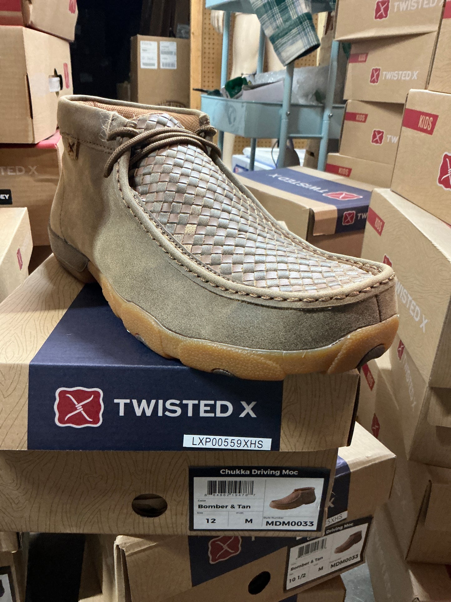 Twisted X Men’s Chukka Driving Moc Bomber & Tan