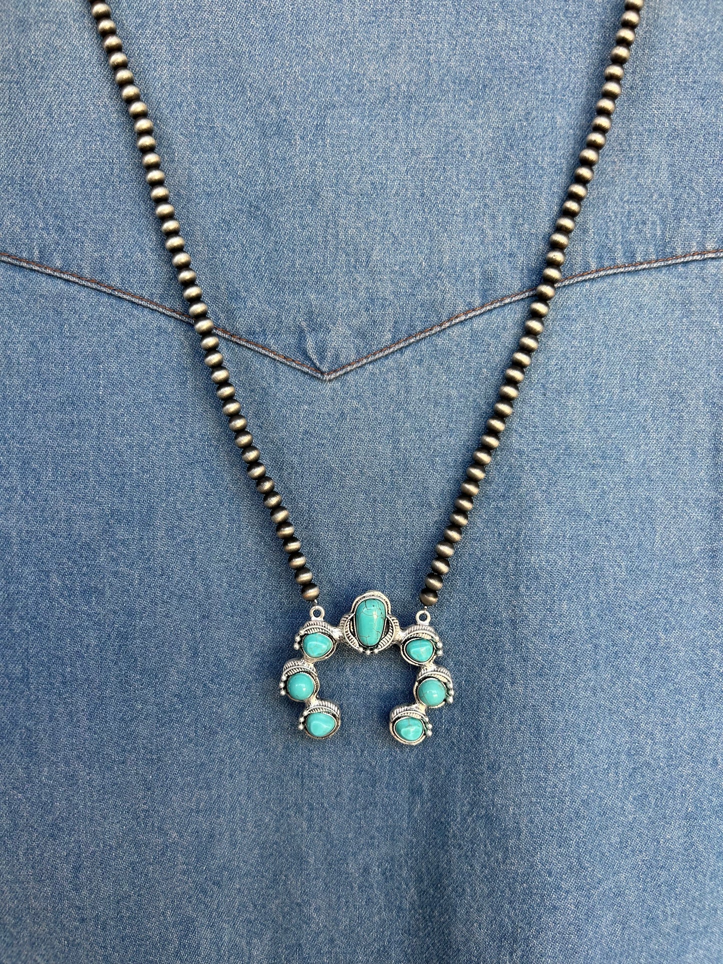 30" Squash Naja Turquoise Necklace