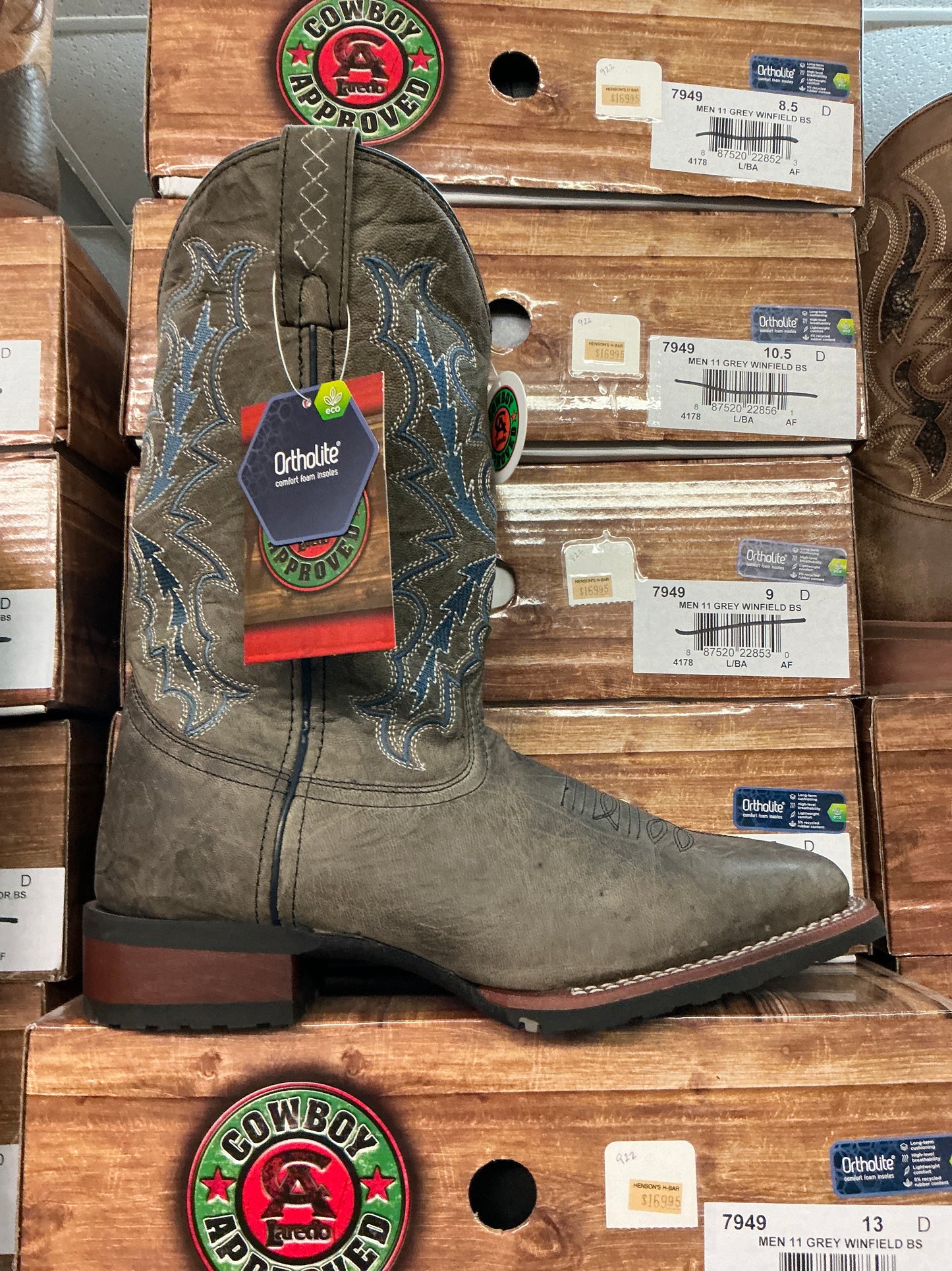 Laredo 7949 Grey Winfield