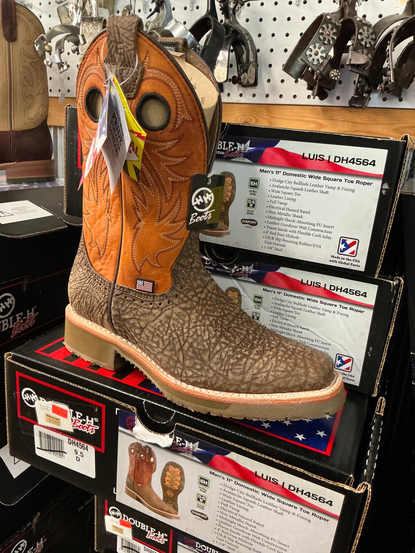 Double H Luis DH4564