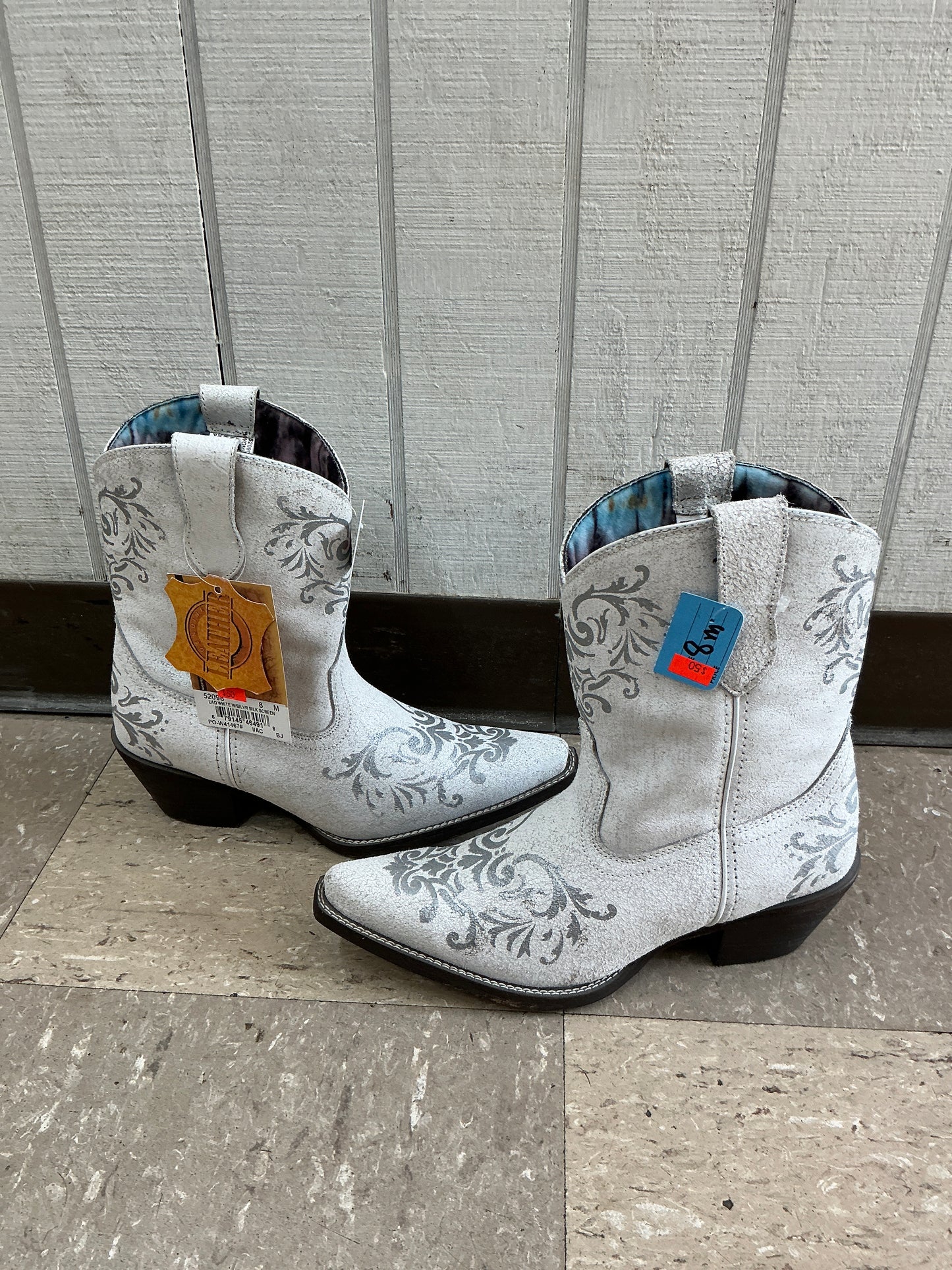 Laredo White With Silver Silk Screen-CLEARANCE