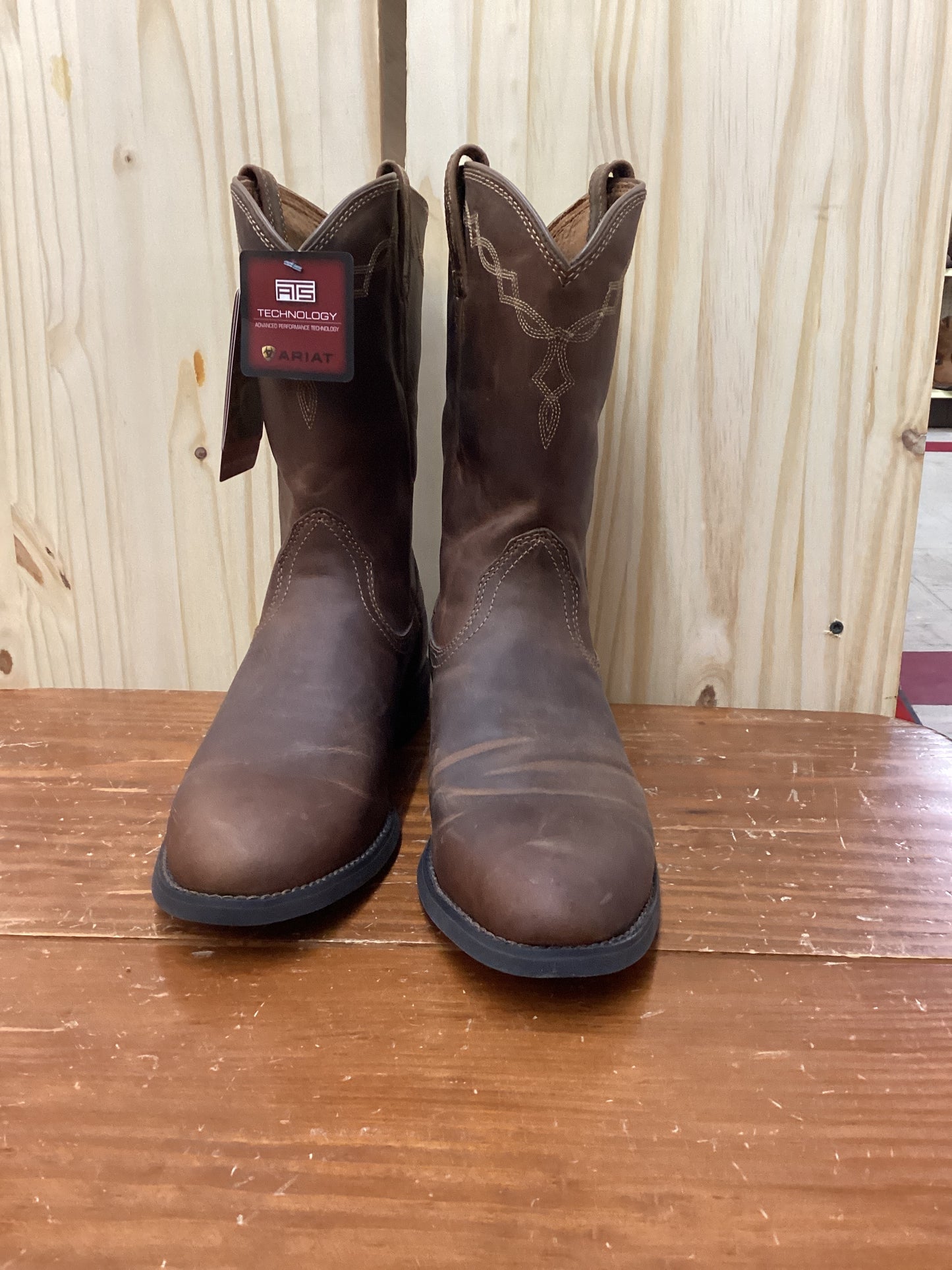 Ariat Women’s Heritage Roper Boot