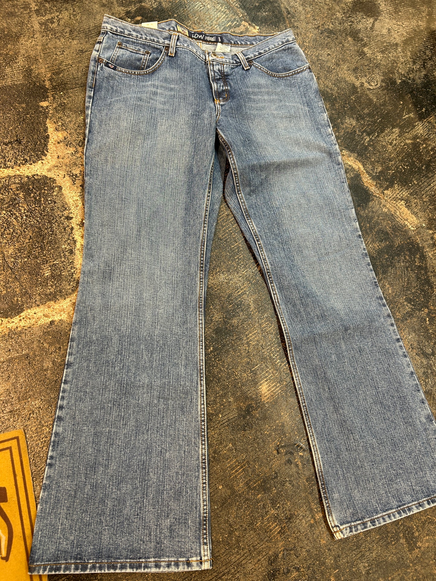 *VINTAGE* Cruel Girl® Button Fly Relaxed Jeans
