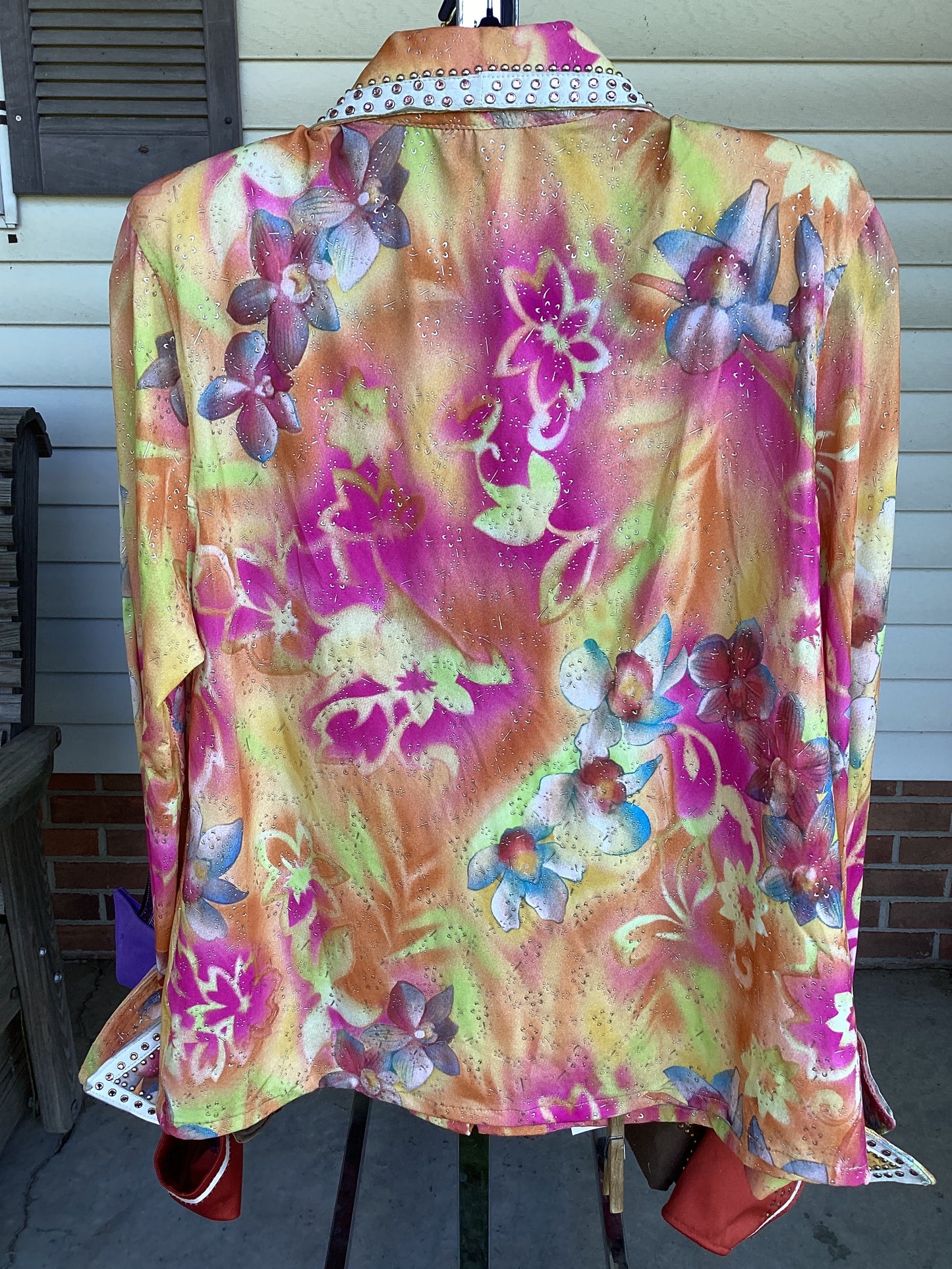Women’s X-Large Show Shirt