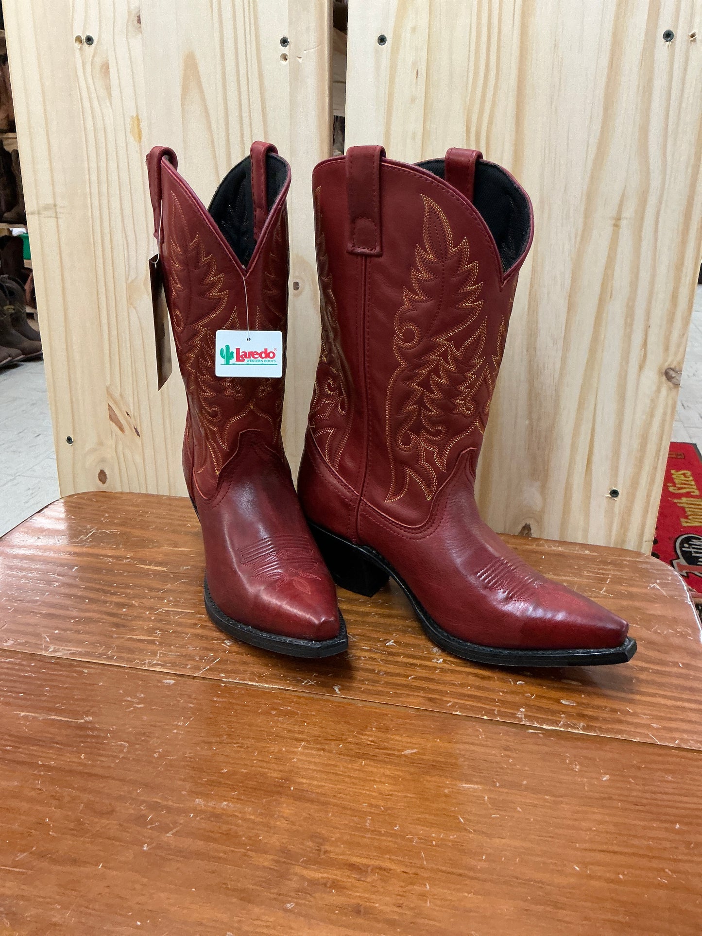 Laredo Burnished Red Snip Toe