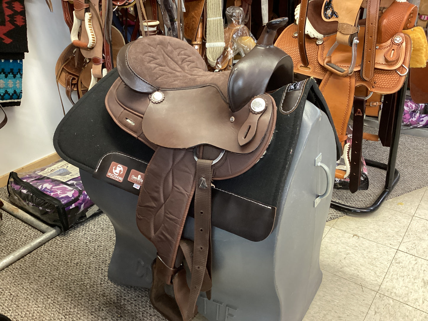 16” Leather Synthetic combo saddle