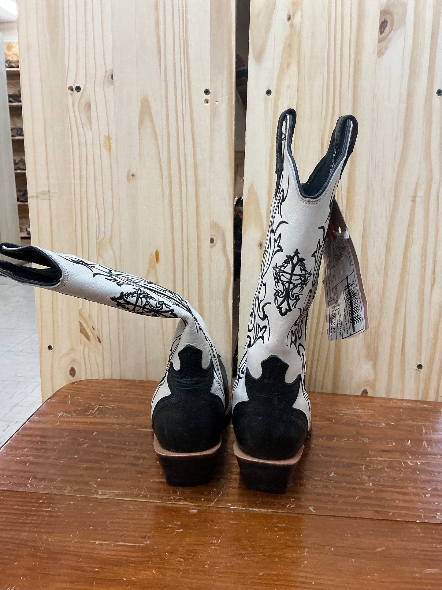 Twisted X Steppin Out 13”- CLEARANCE