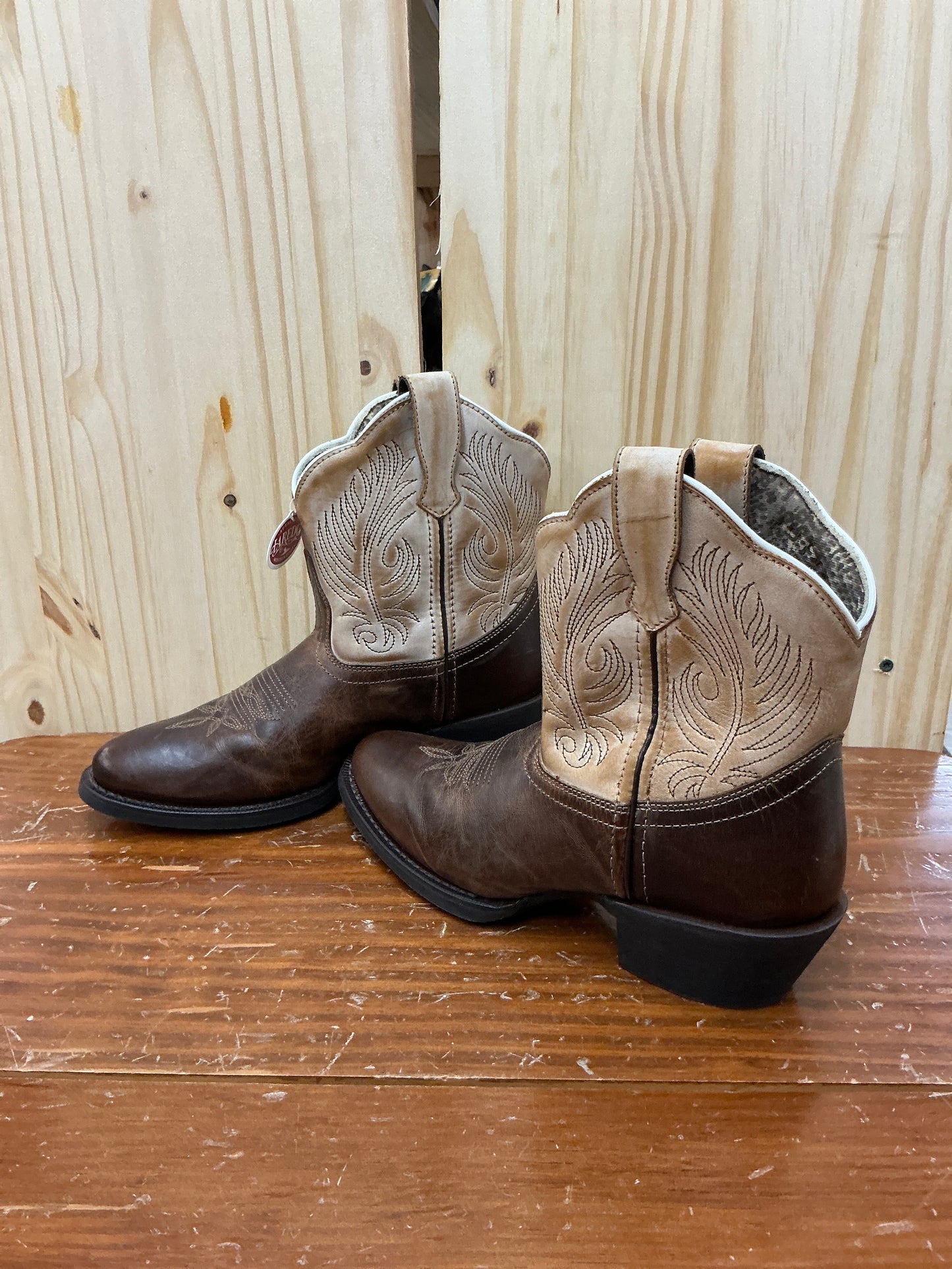 Laredo Tori-Brown/Tan