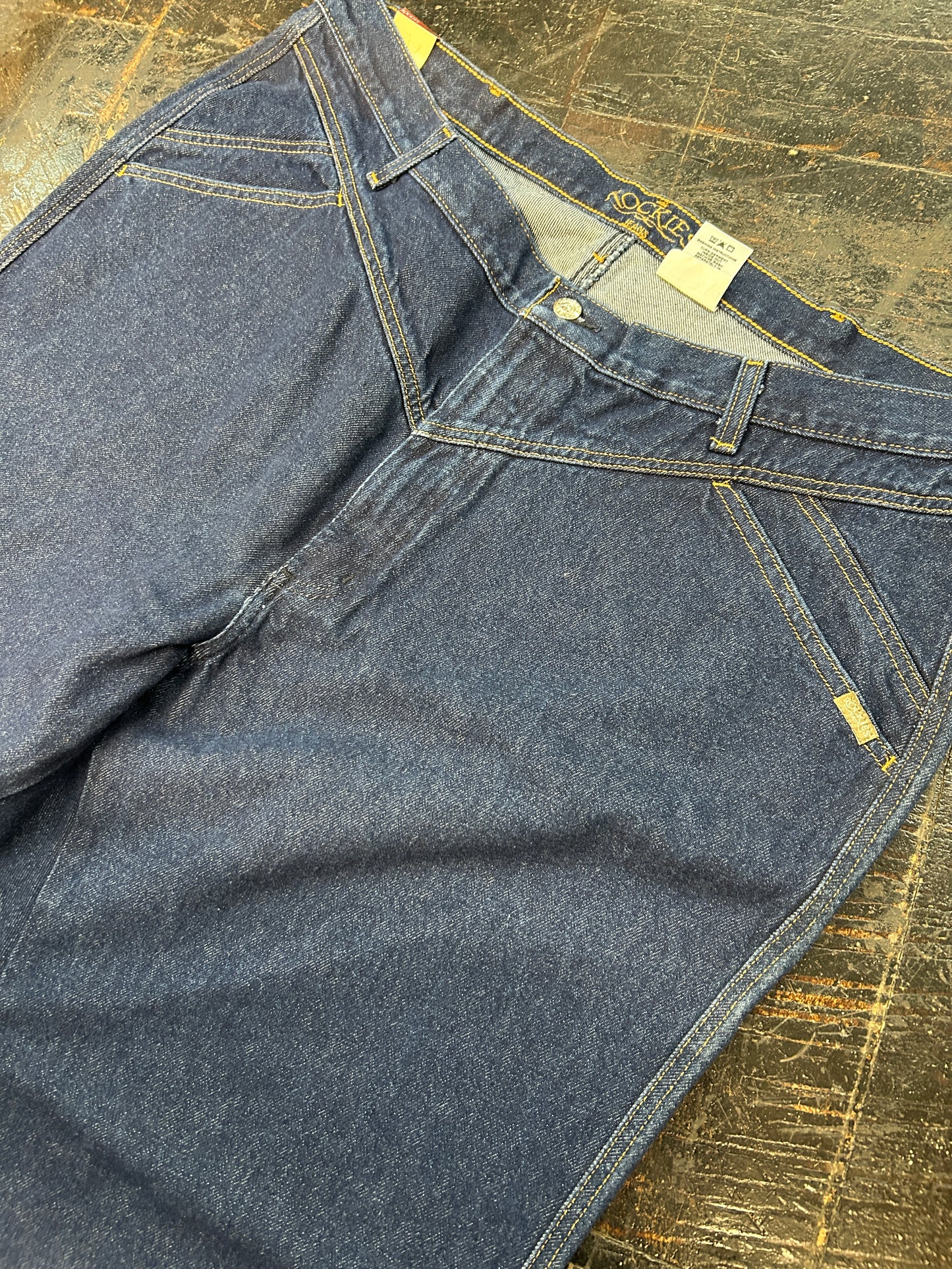 *VINTAGE* Rockies Geo II High Rise Jean