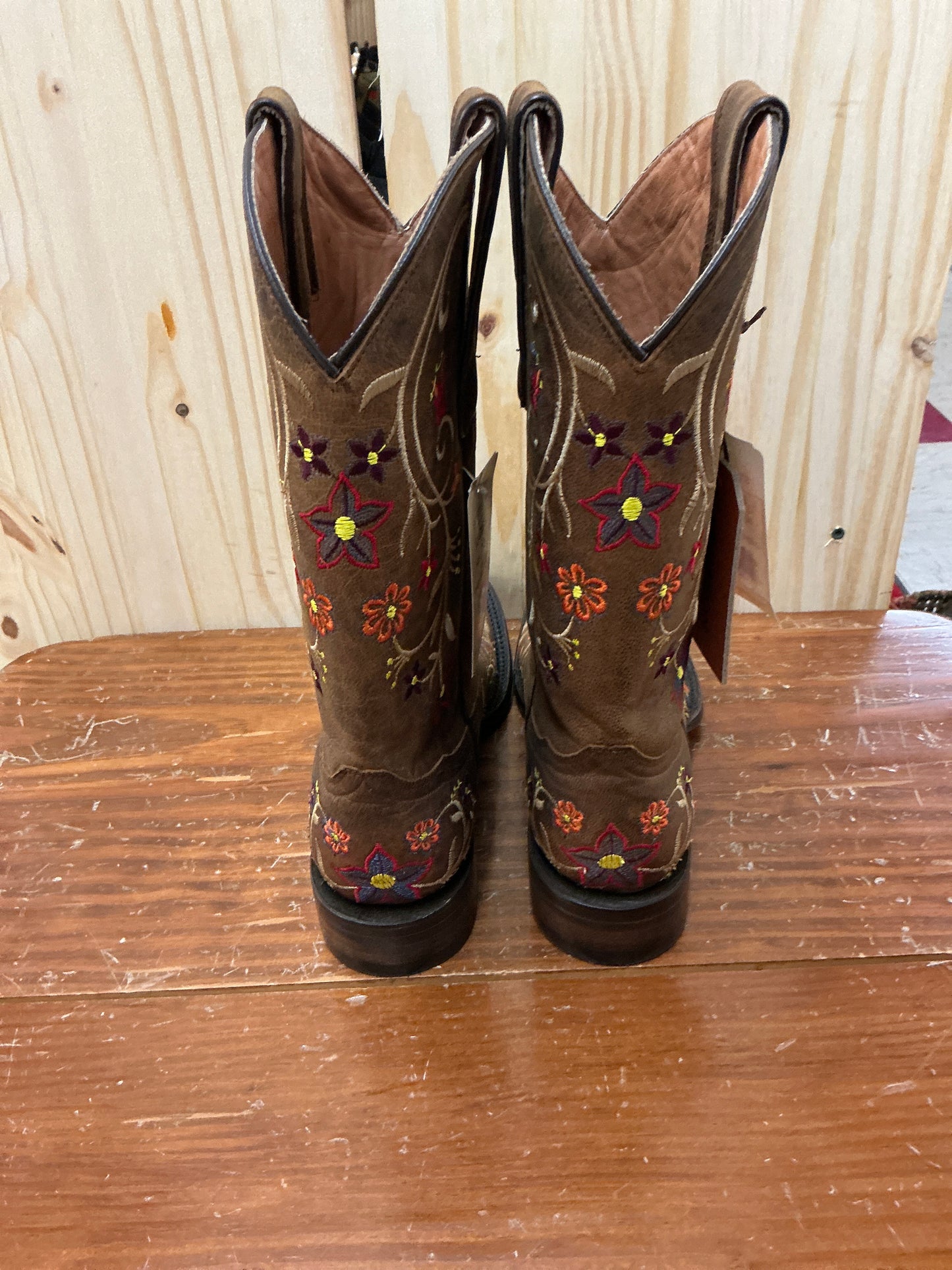 Stetson Floral Flow