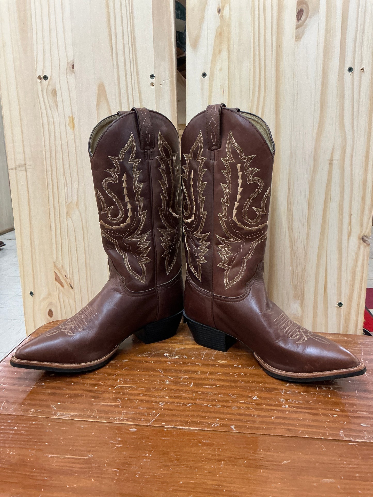 Justin Casual Brown Pointed Toe-CLEARANCE