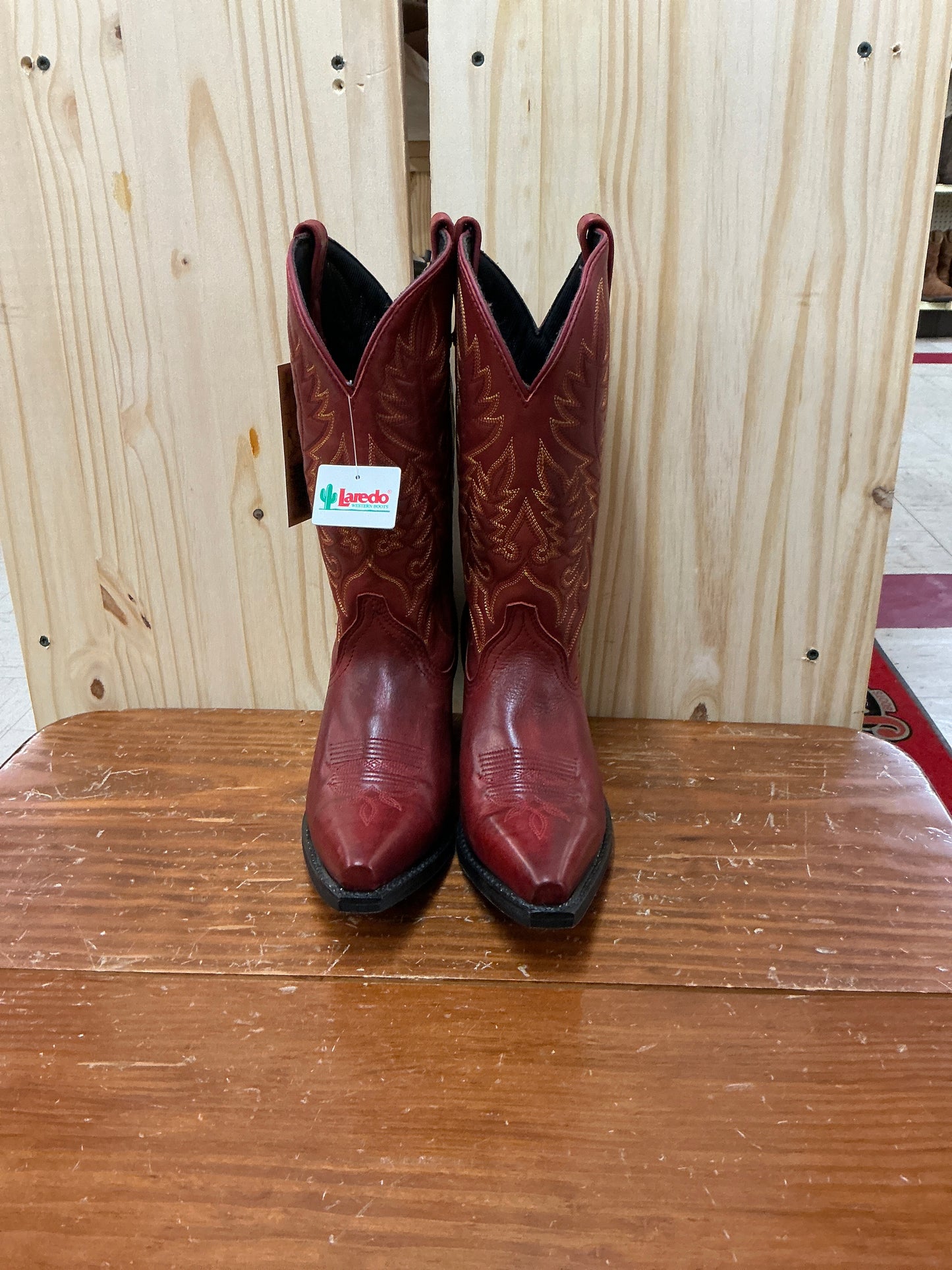 Laredo Burnished Red Snip Toe