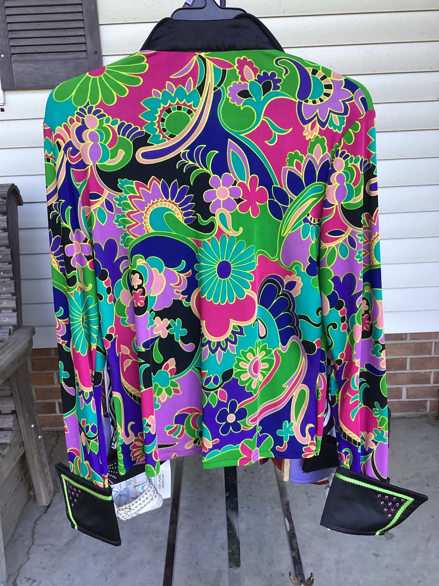 Women’s X-Large Show Shirt