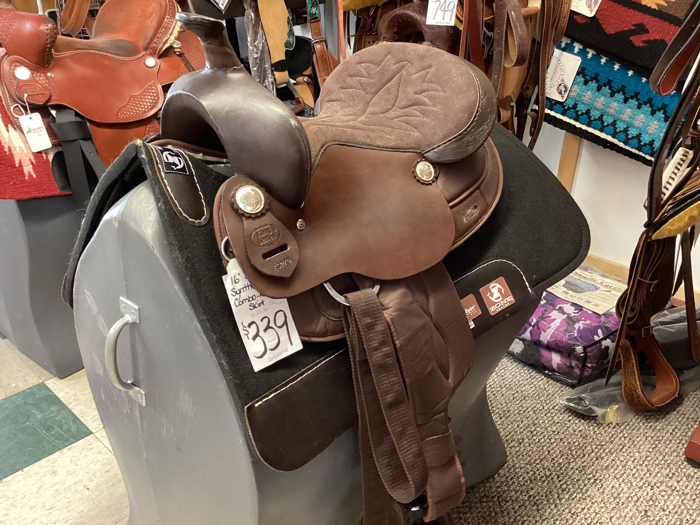 16” Leather Synthetic combo saddle