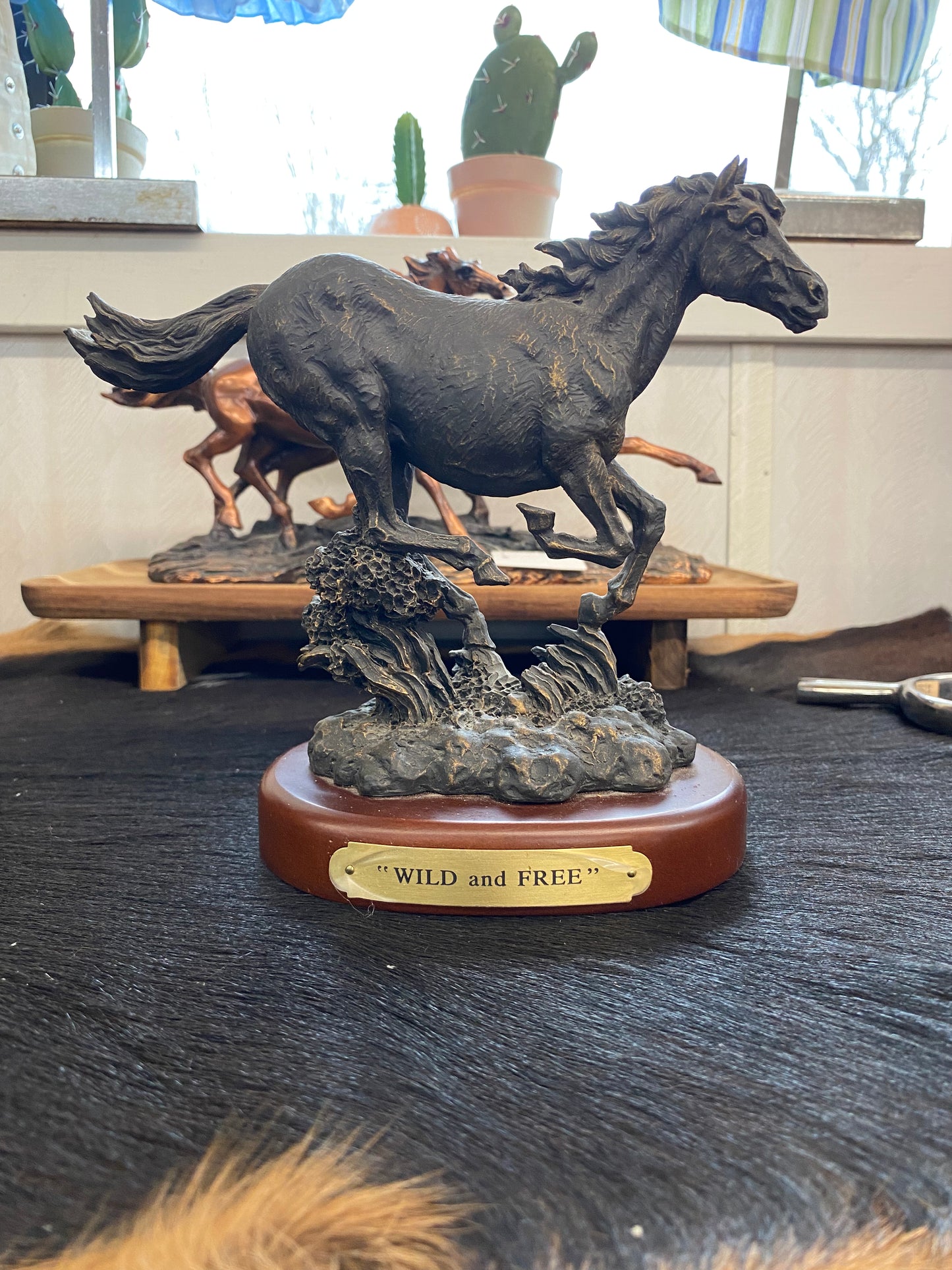 “Wild & Free” Statue-Small