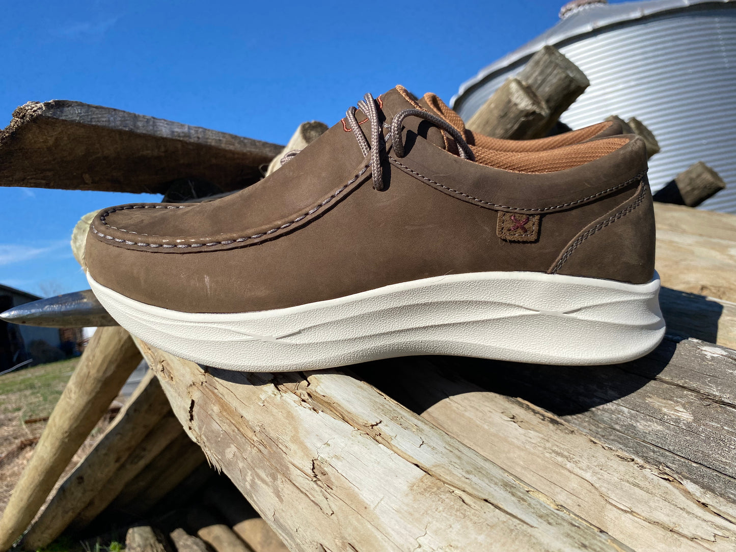 Shitake Ultralite X Casual by Twisted X