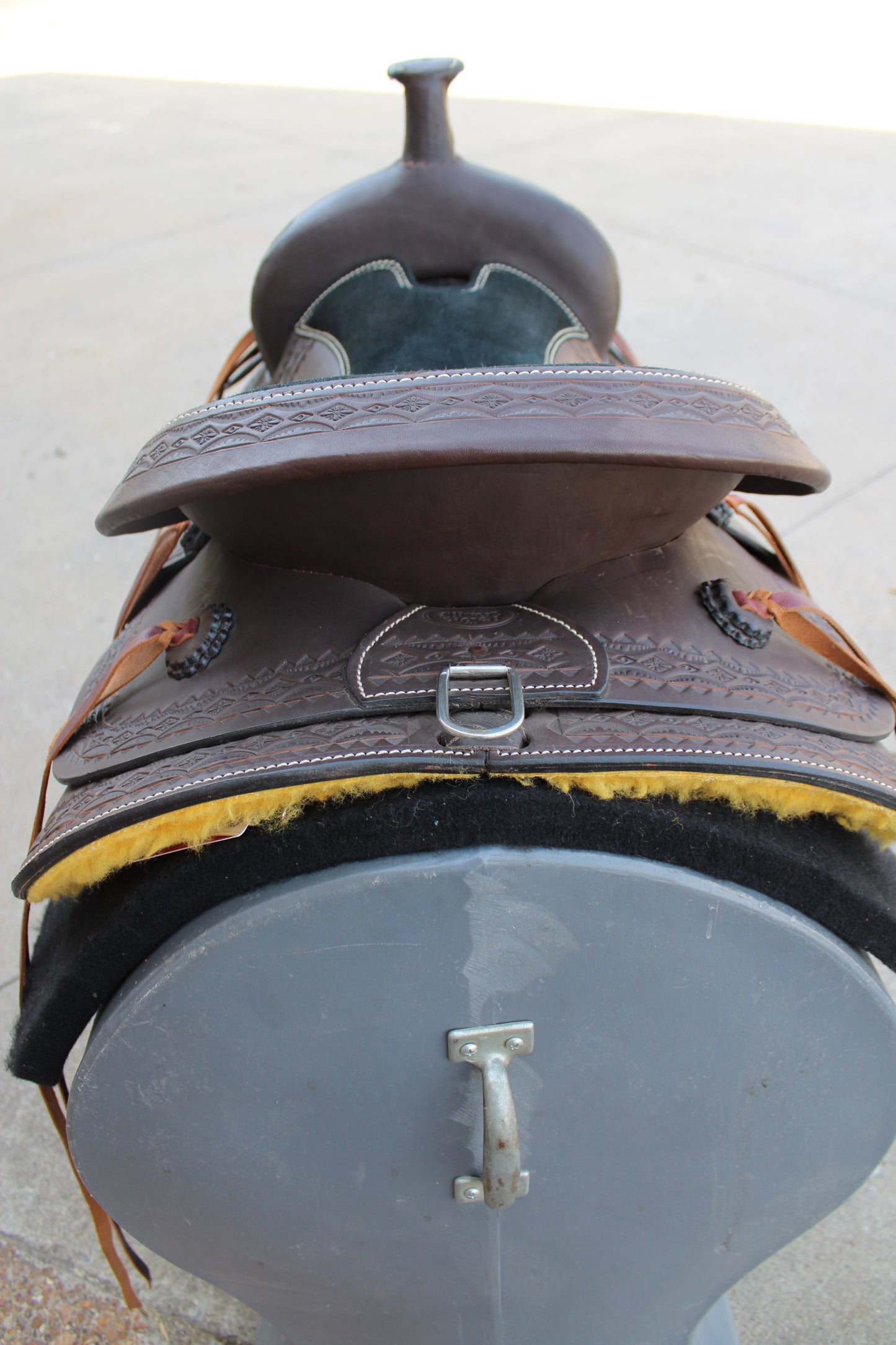 16” Silver Royal Sun Valley Trail Saddle
