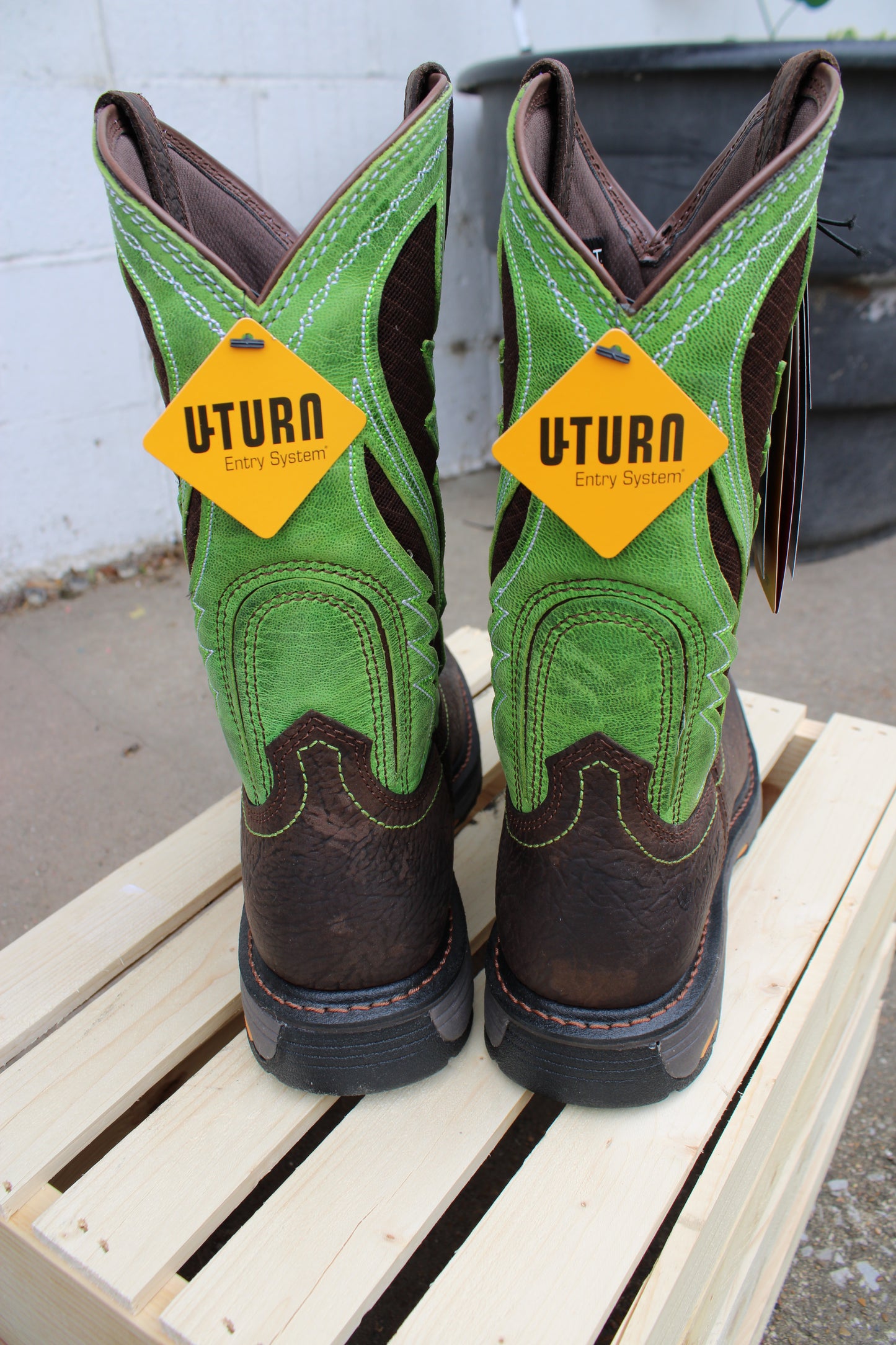 Ariat® Work WorkHog® VentTEK Work Boots-Bruin Brown/Grass Green