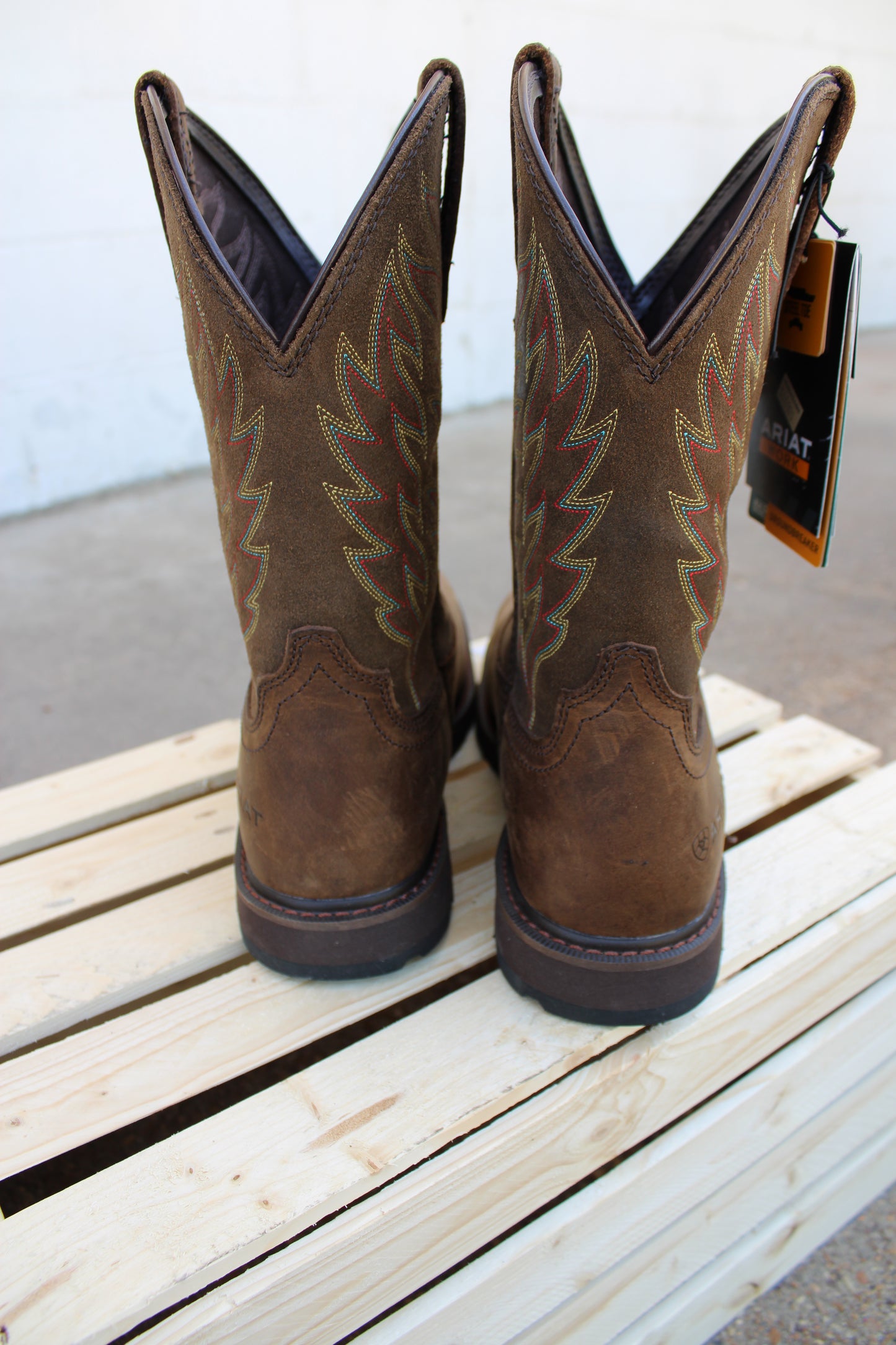 Ariat Work® WorkHog® XT Cottonwood-Carbon Toe- Distressed Brown