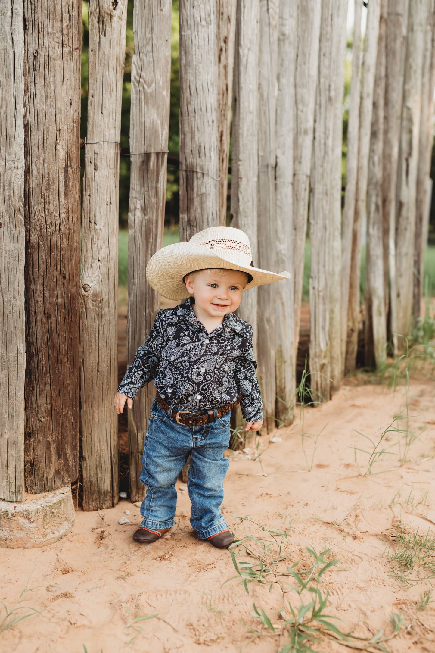 Black Paisley Pearl Snap (Onesize & Shirt)