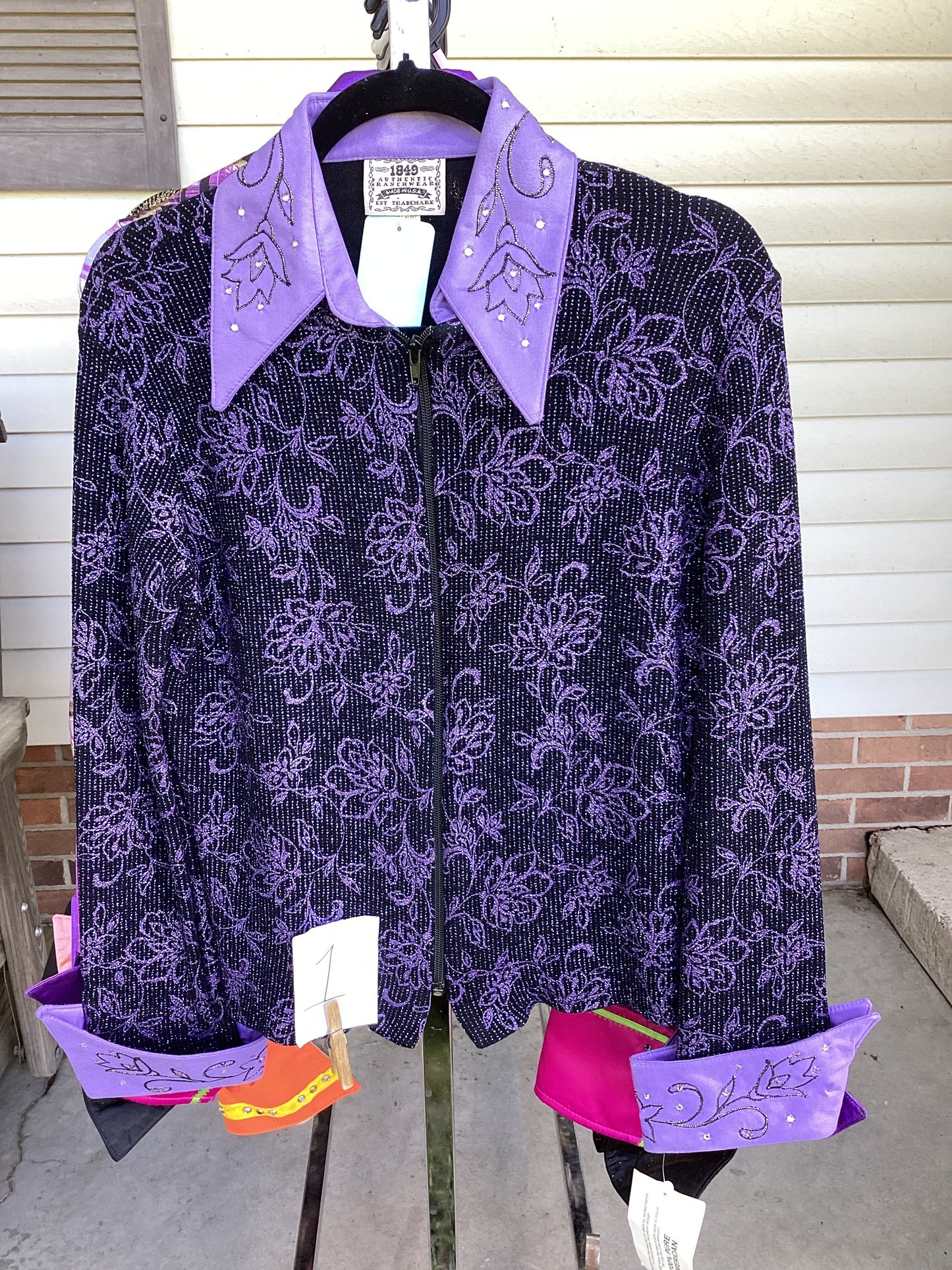 Women’s X-Large Show Shirt