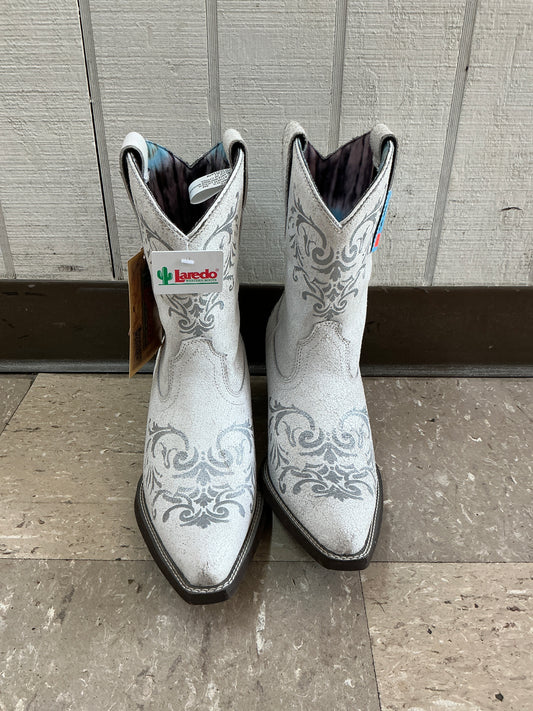 Laredo White With Silver Silk Screen-CLEARANCE