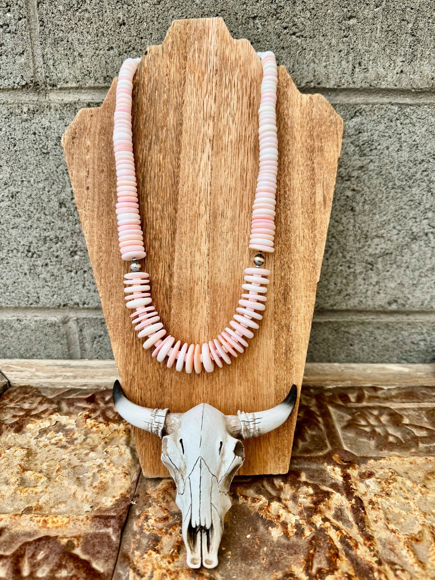 Graduated Pink Conch Necklace