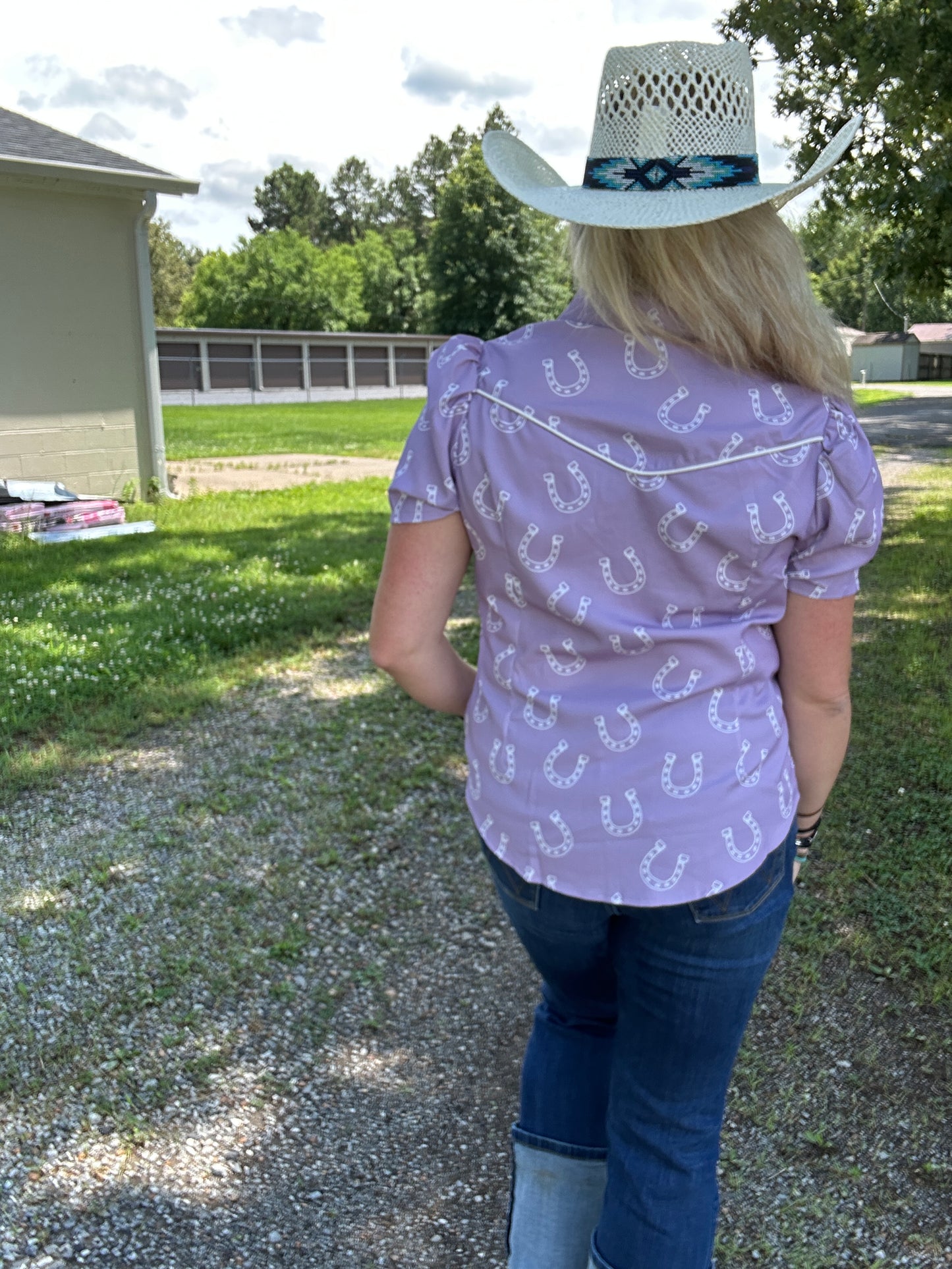 Retro Cowgirl Pearl Snap Puff Sleeve Top- Lavender & Cream Horseshoe