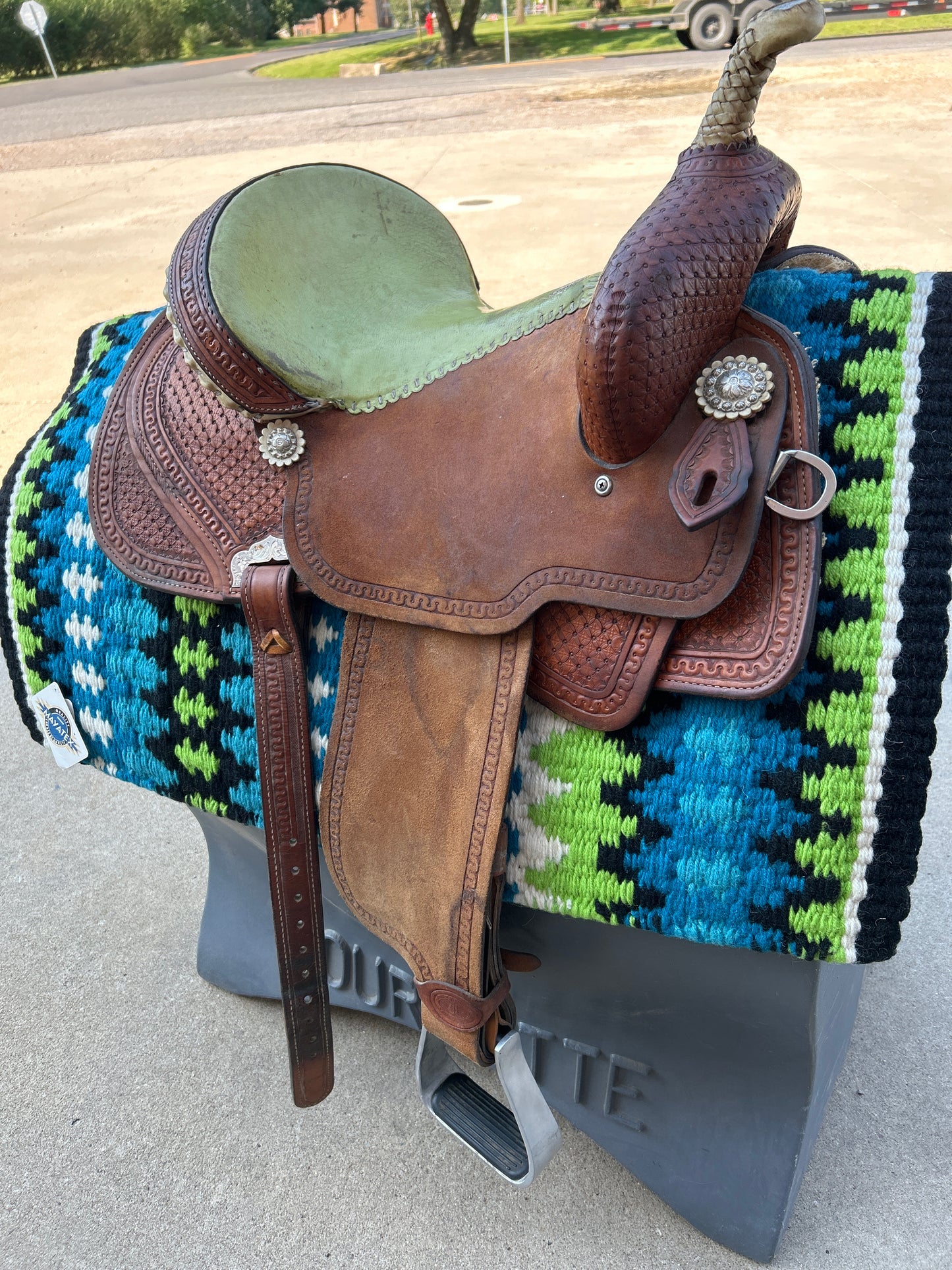 Lynn McKenzie Special 14” Barrel Saddle by Double J Saddlery