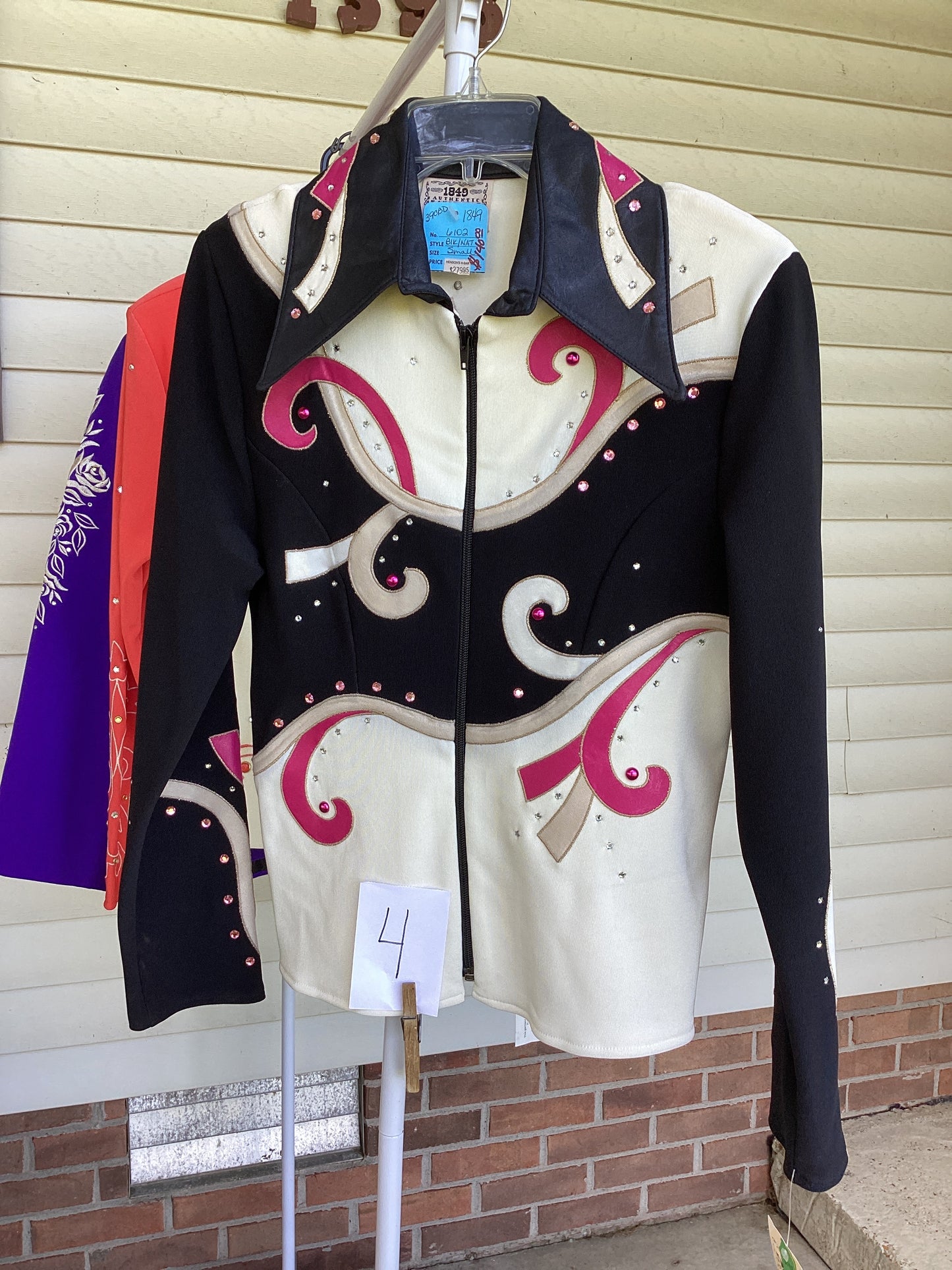 Show Blouses & Jackets-Small