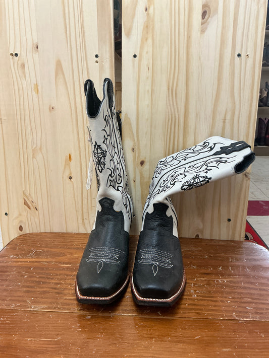 Twisted X Steppin Out 13”- CLEARANCE