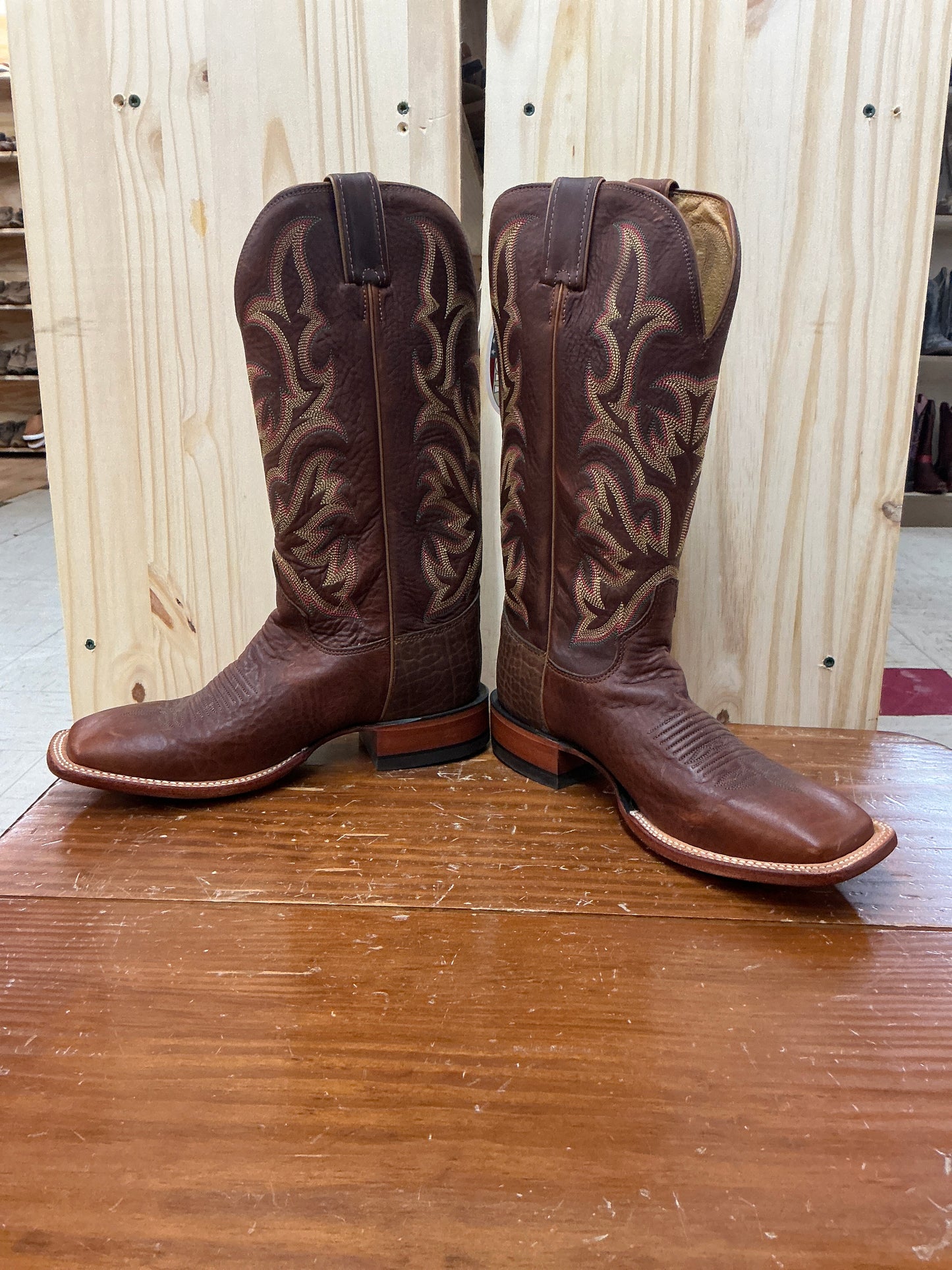 Justin AQHA Remuda Mahogany Worn Saddle-CLEARANCE