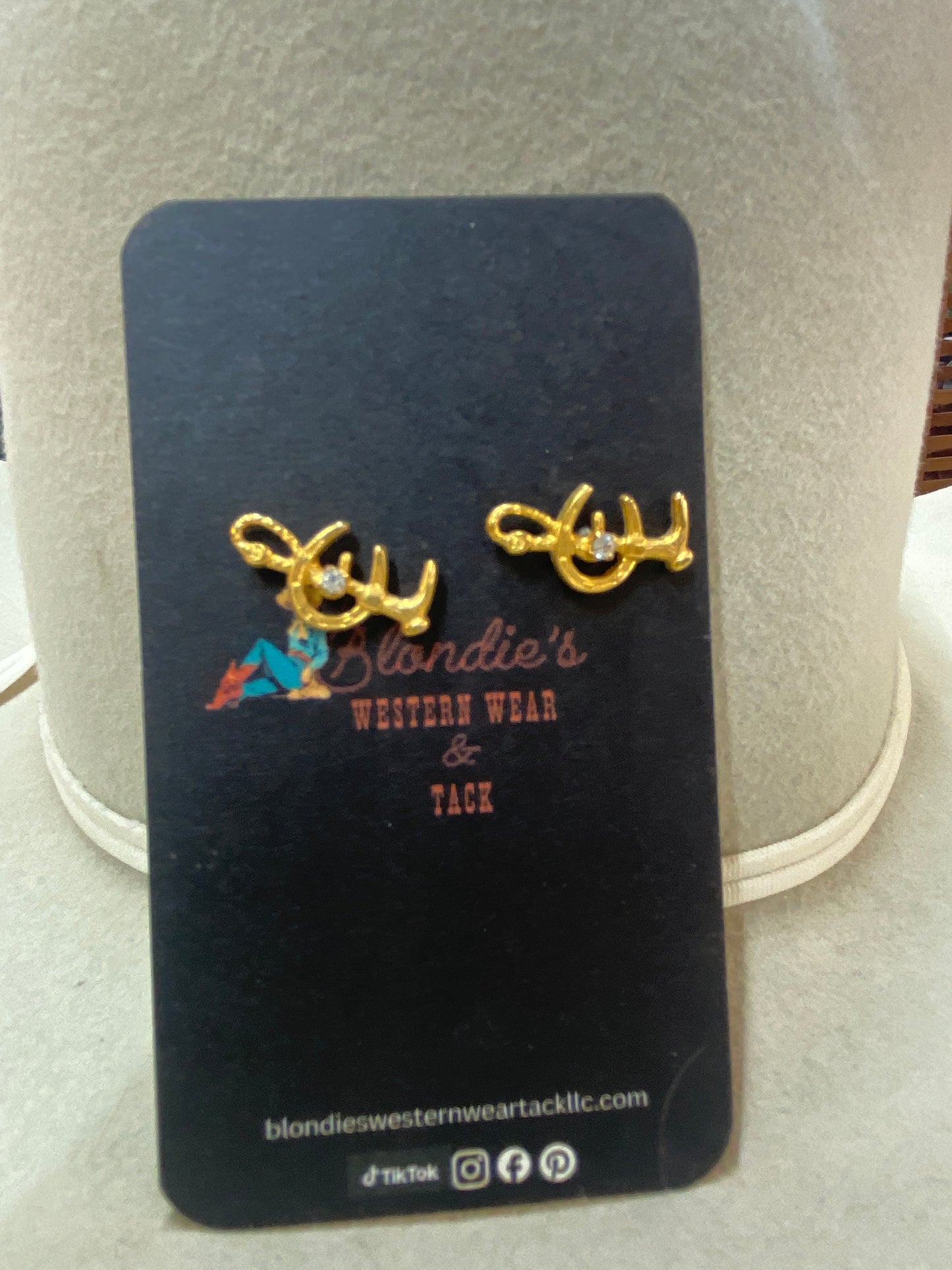 Lucky Horseshoe Earring