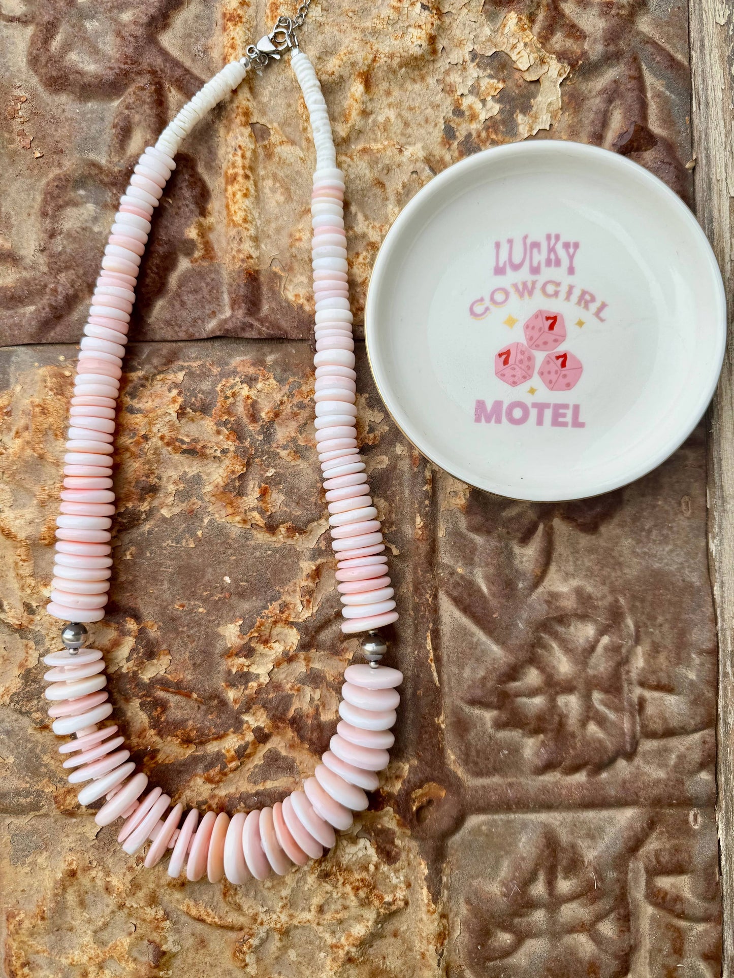 Graduated Pink Conch Necklace
