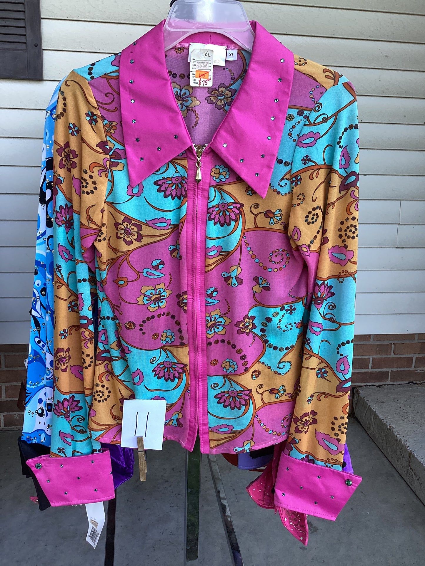 Women’s X-Large Show Shirt