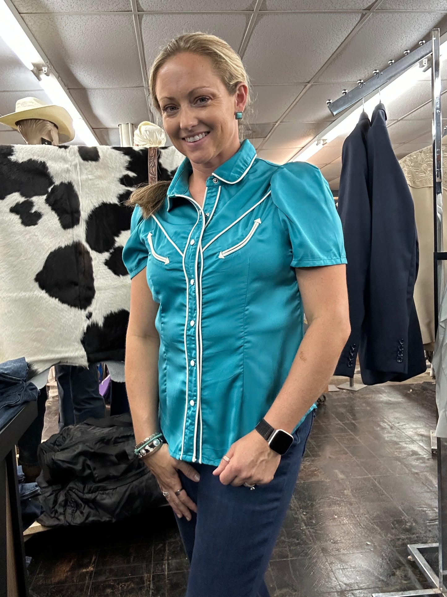 Retro Cowgirl Pearl Snap Puff Sleeve Top- Teal & White