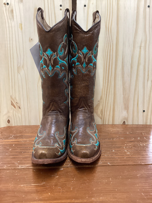 Circle G Brown & Turquoise Snip Toe