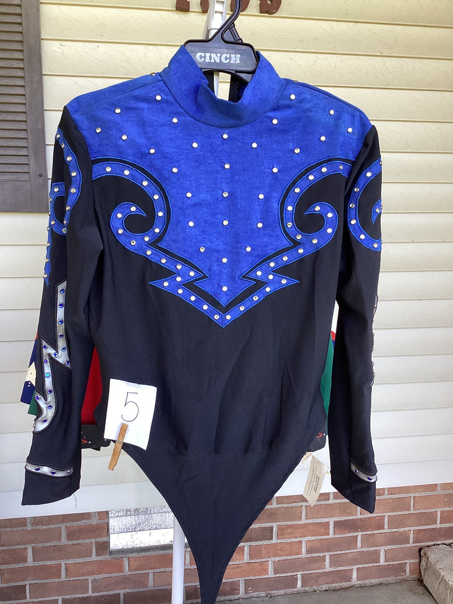 Show Blouses & Jackets-Medium