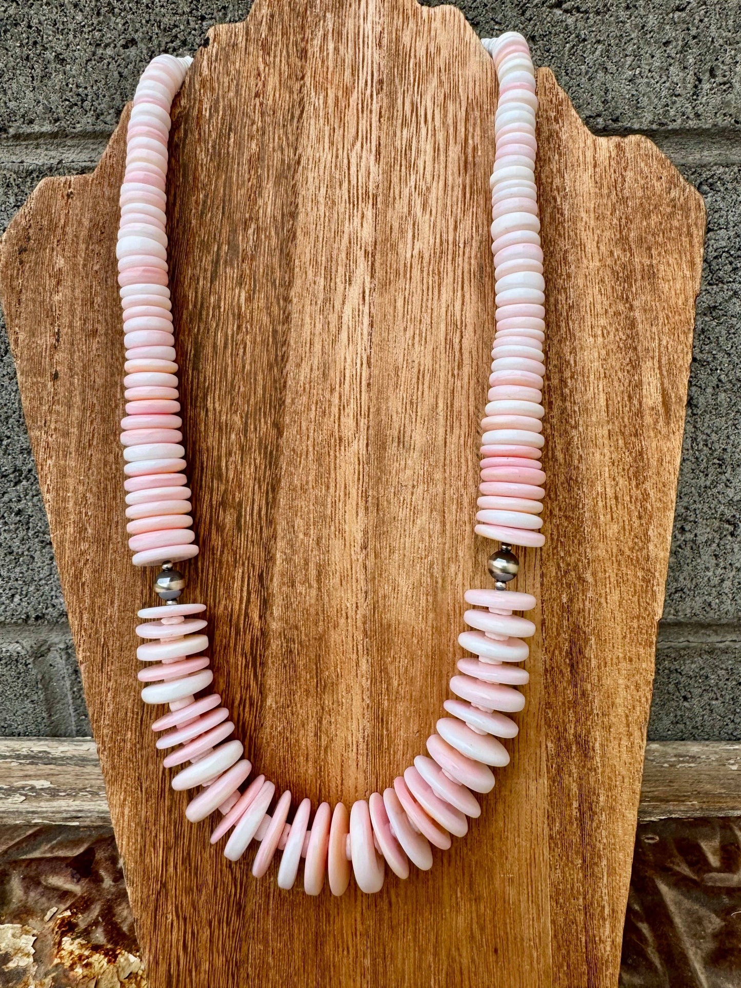 Graduated Pink Conch Necklace