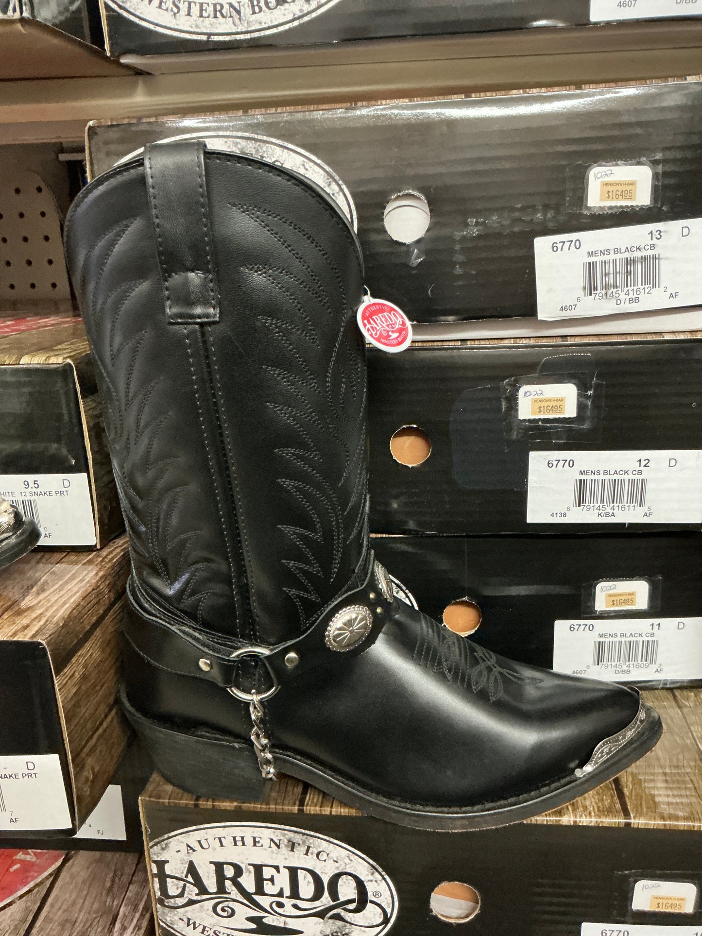 Laredo 6770 Black Snip Toe with Toe Kick