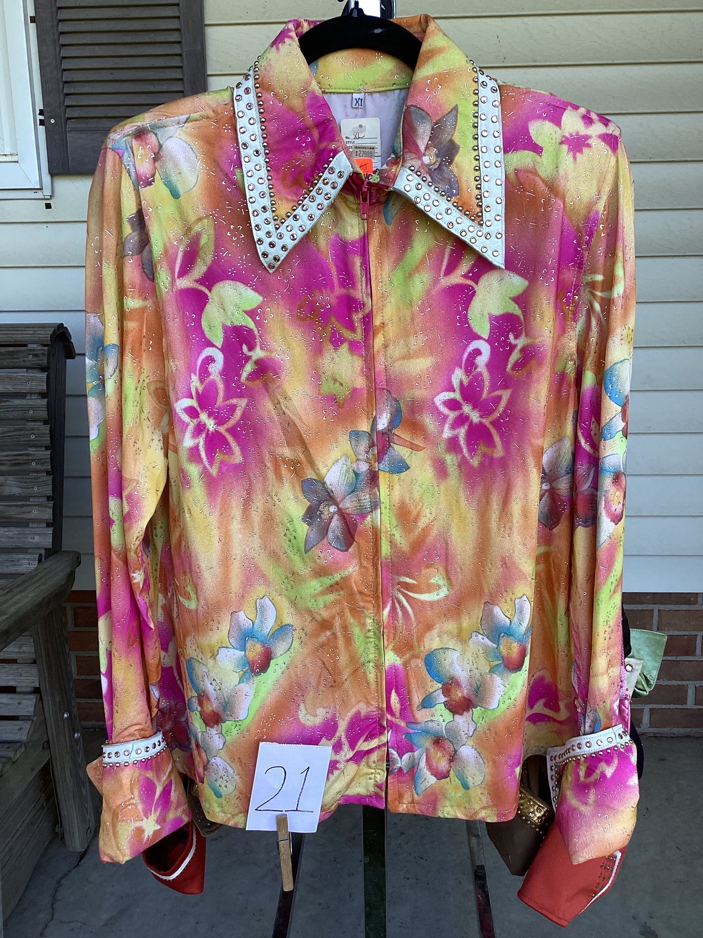 Women’s X-Large Show Shirt