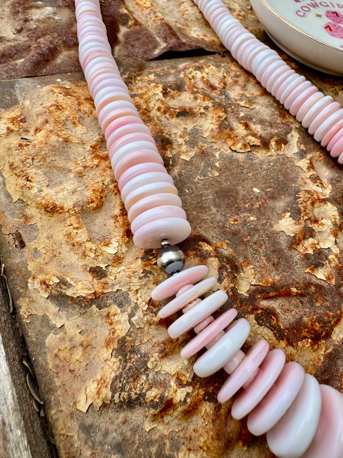 Graduated Pink Conch Necklace