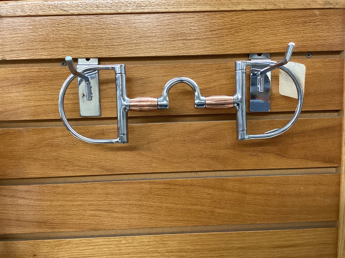 Low port with rollers bit