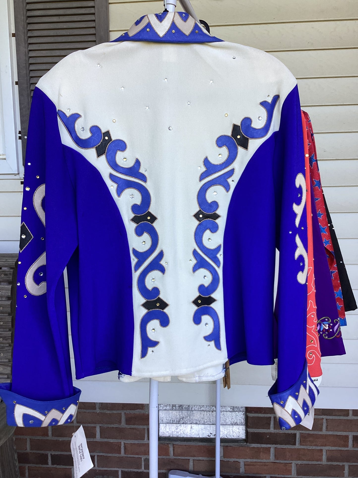 Show Blouses & Vests-XLarge