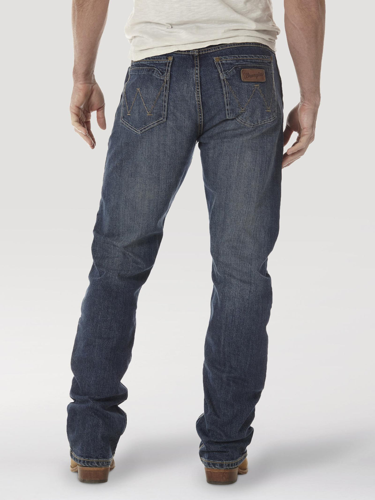 Wrangler Men’s Retro Jeans Slim Boot-Layton