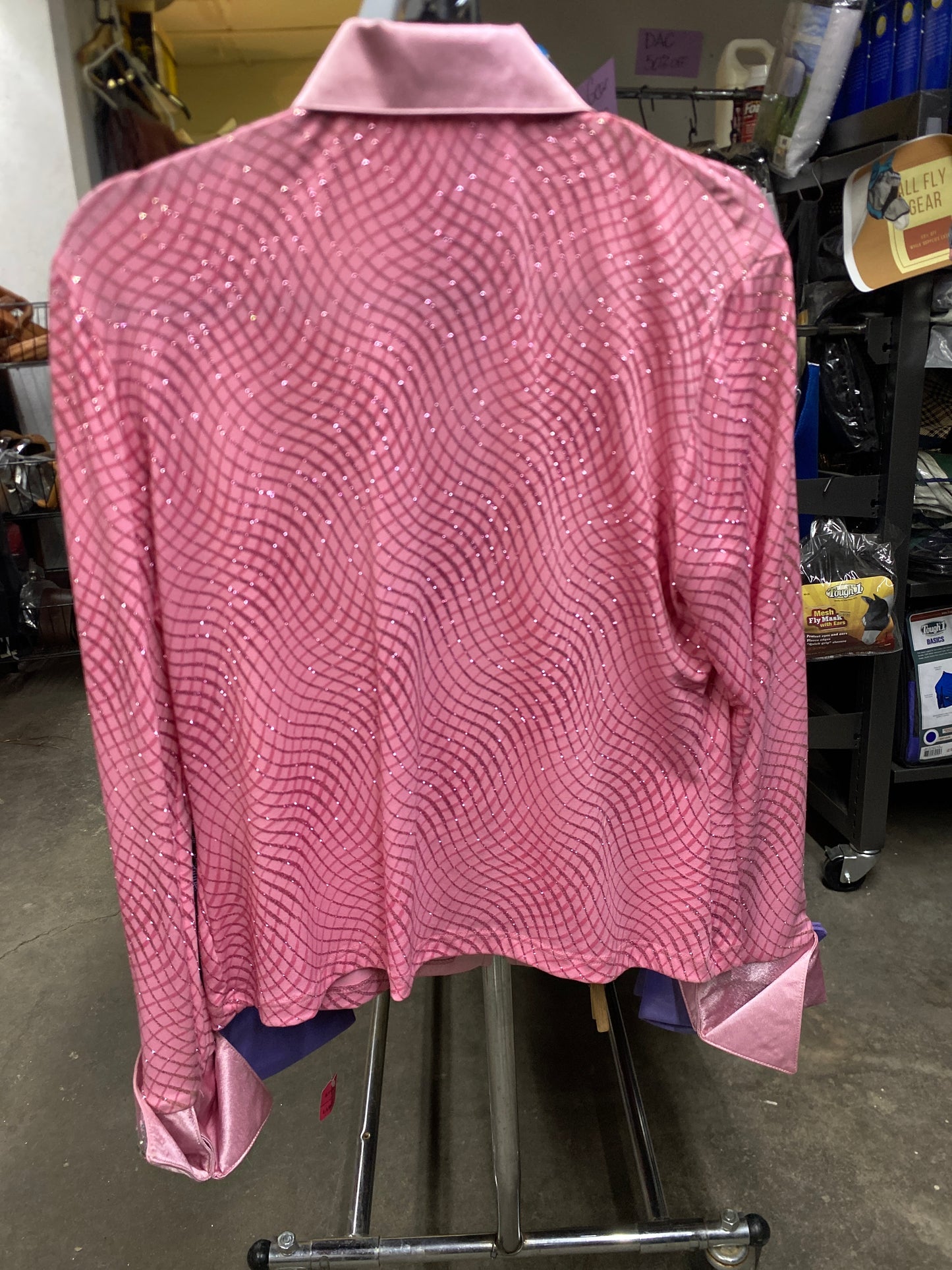 Women’s Large Show Shirt
